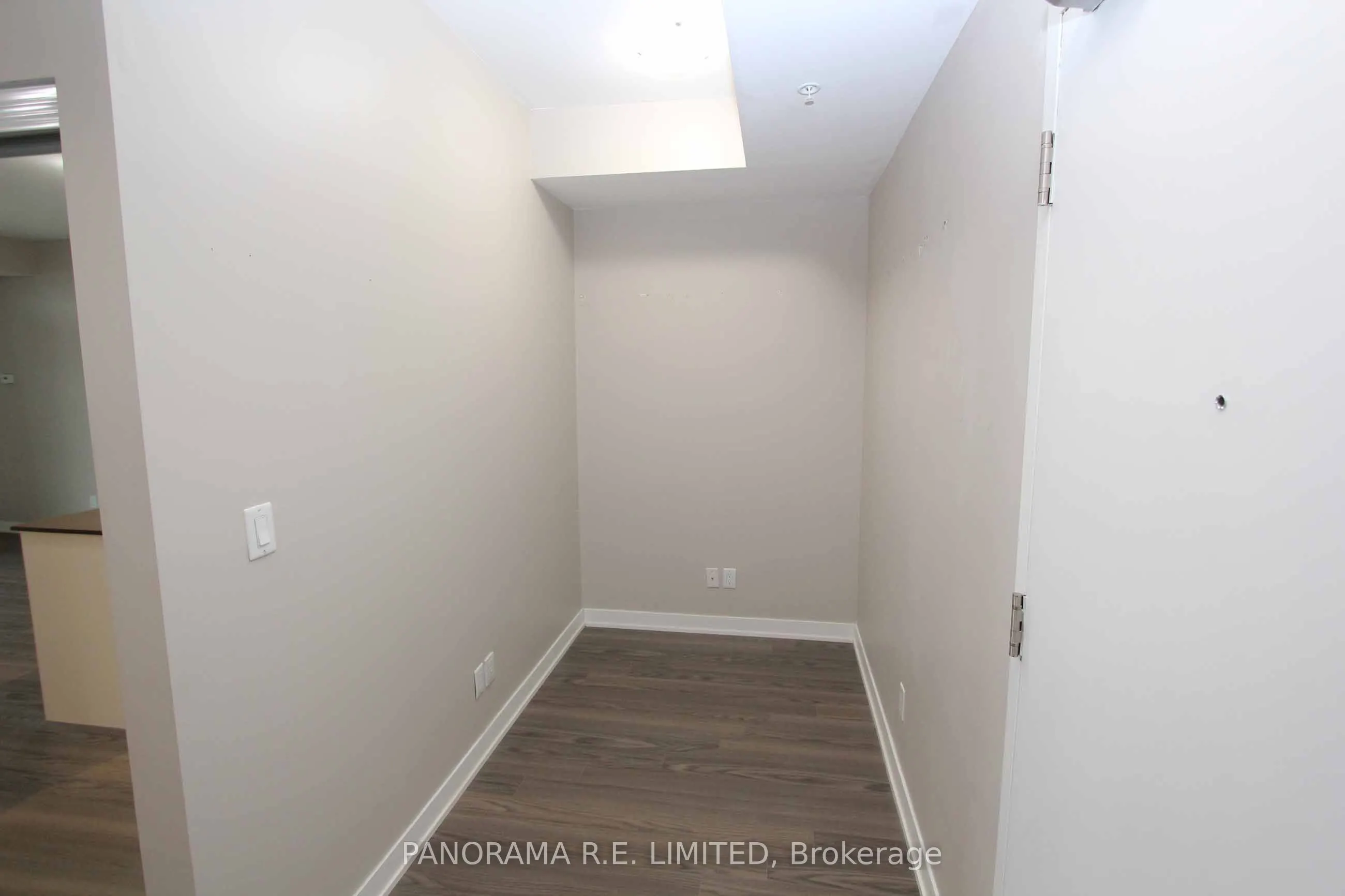 3560 St Clair Avenue E, #318