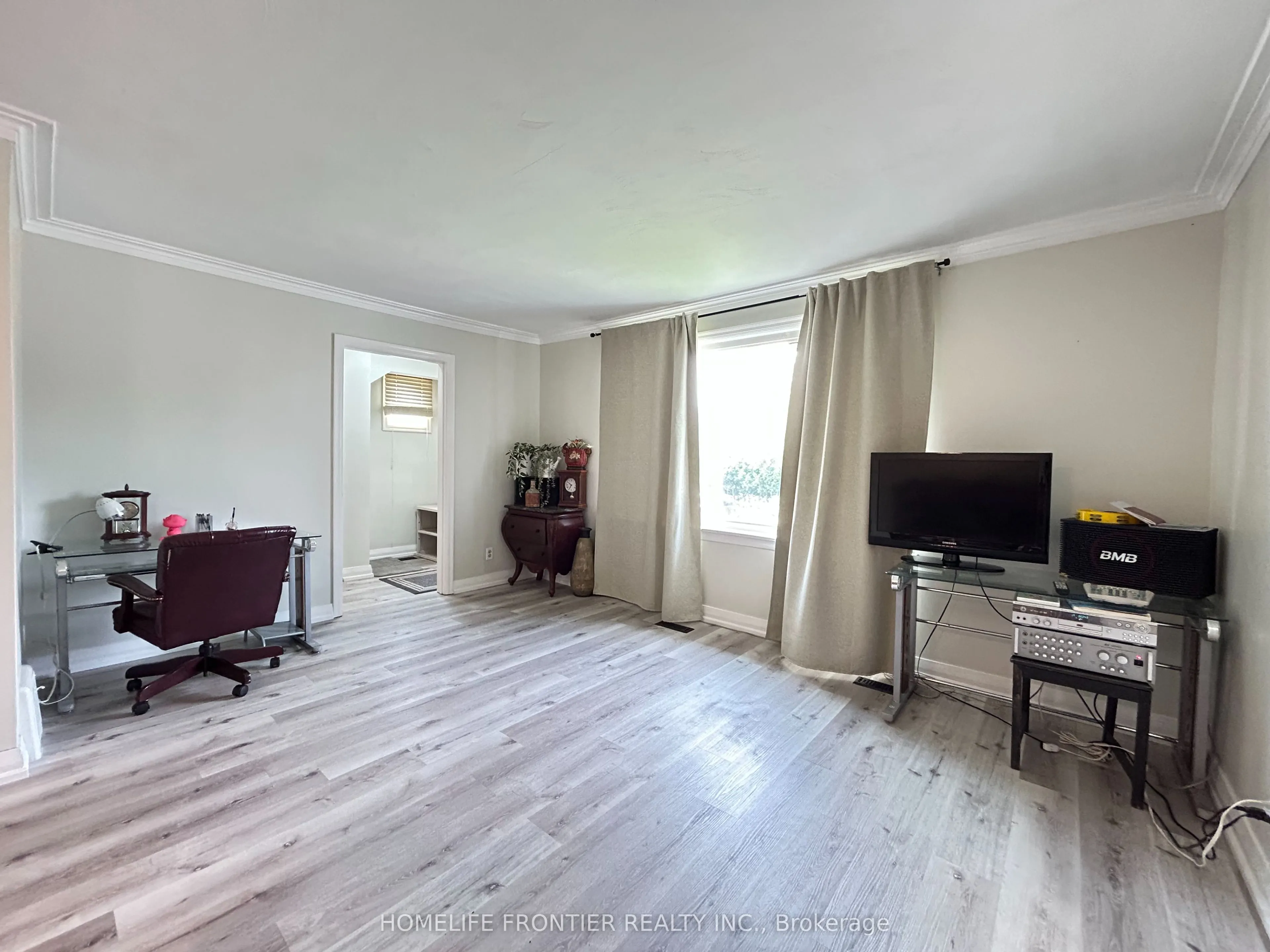 27 Rensburg Drive