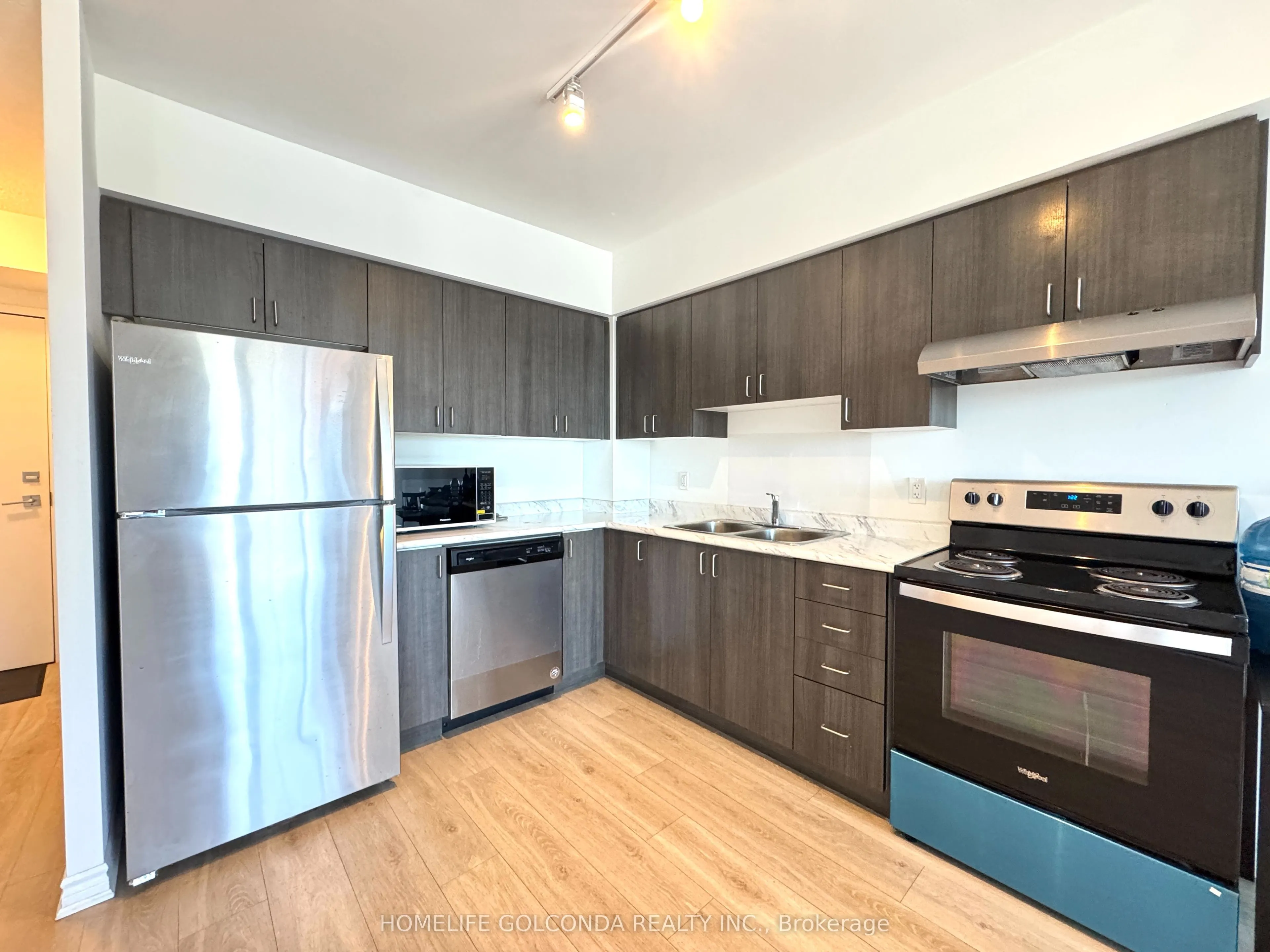 1 Falaise Road, #619