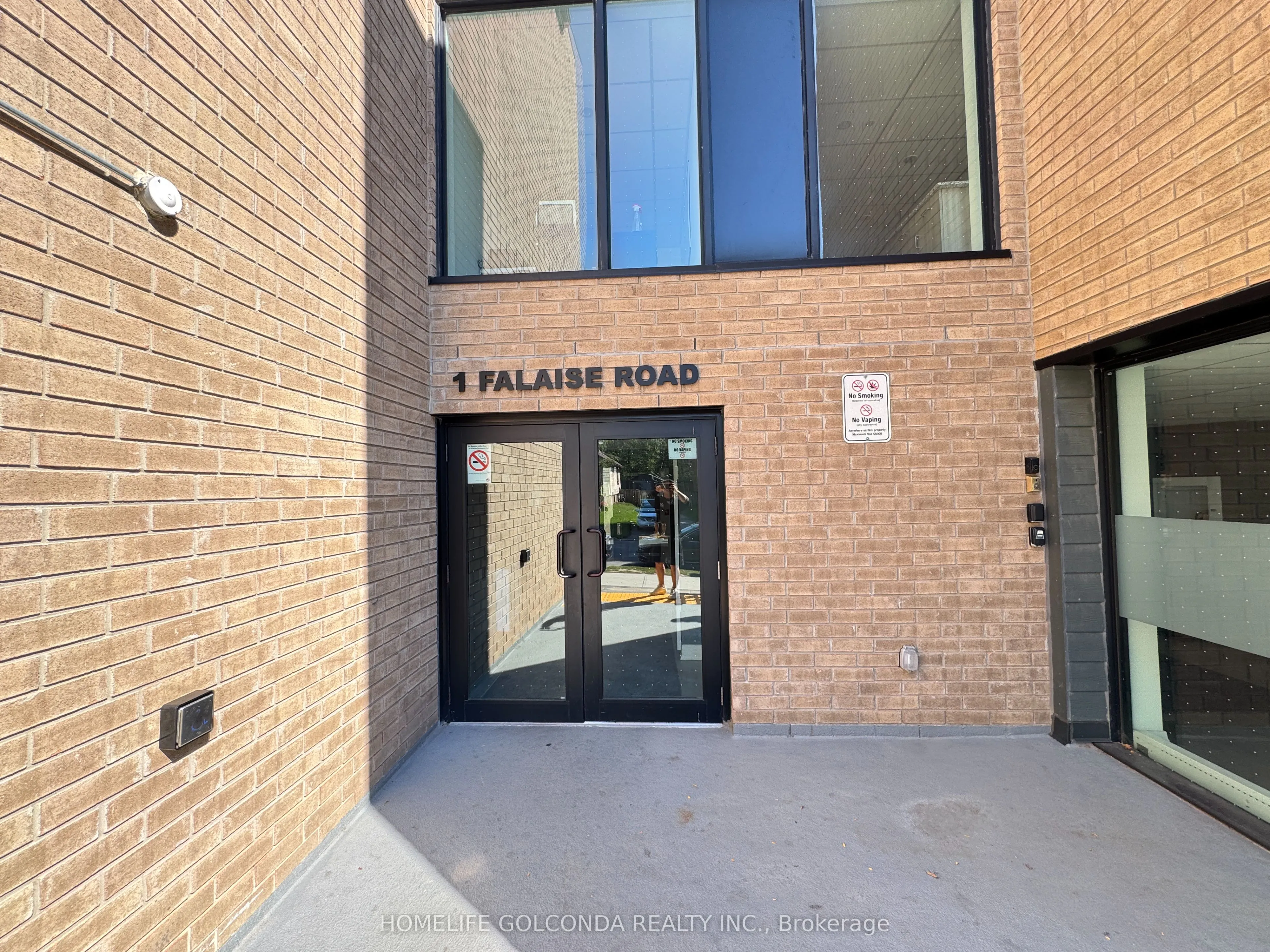 1 Falaise Road, #619