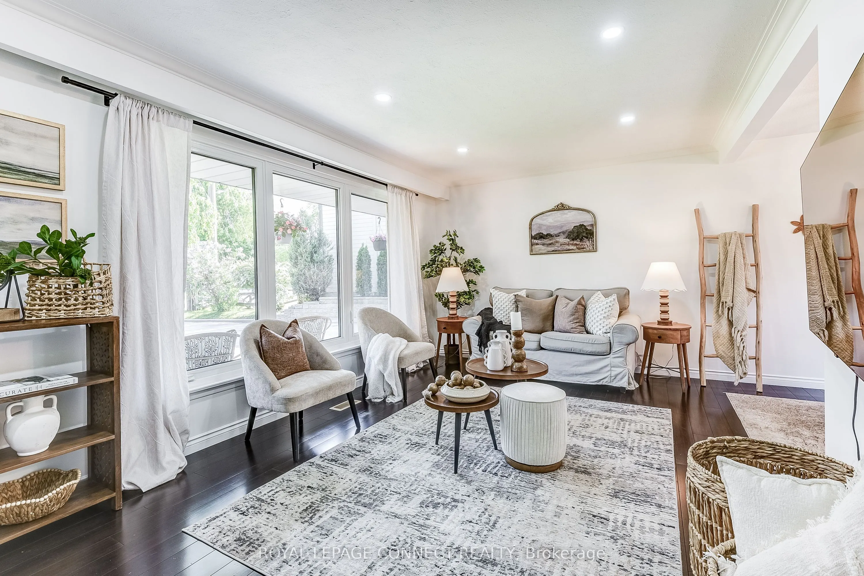 22 Ravine Park Crescent