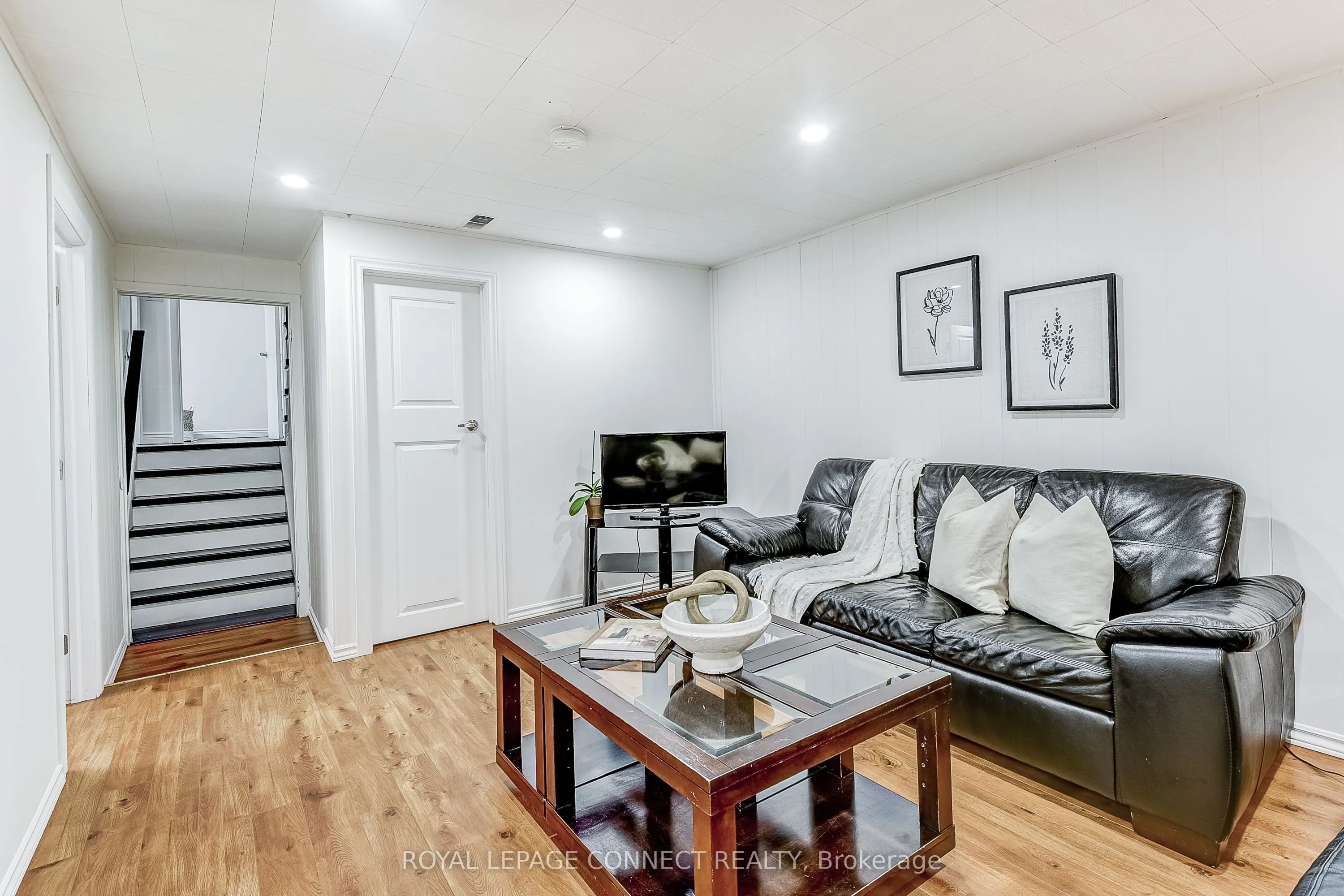22 Ravine Park Crescent