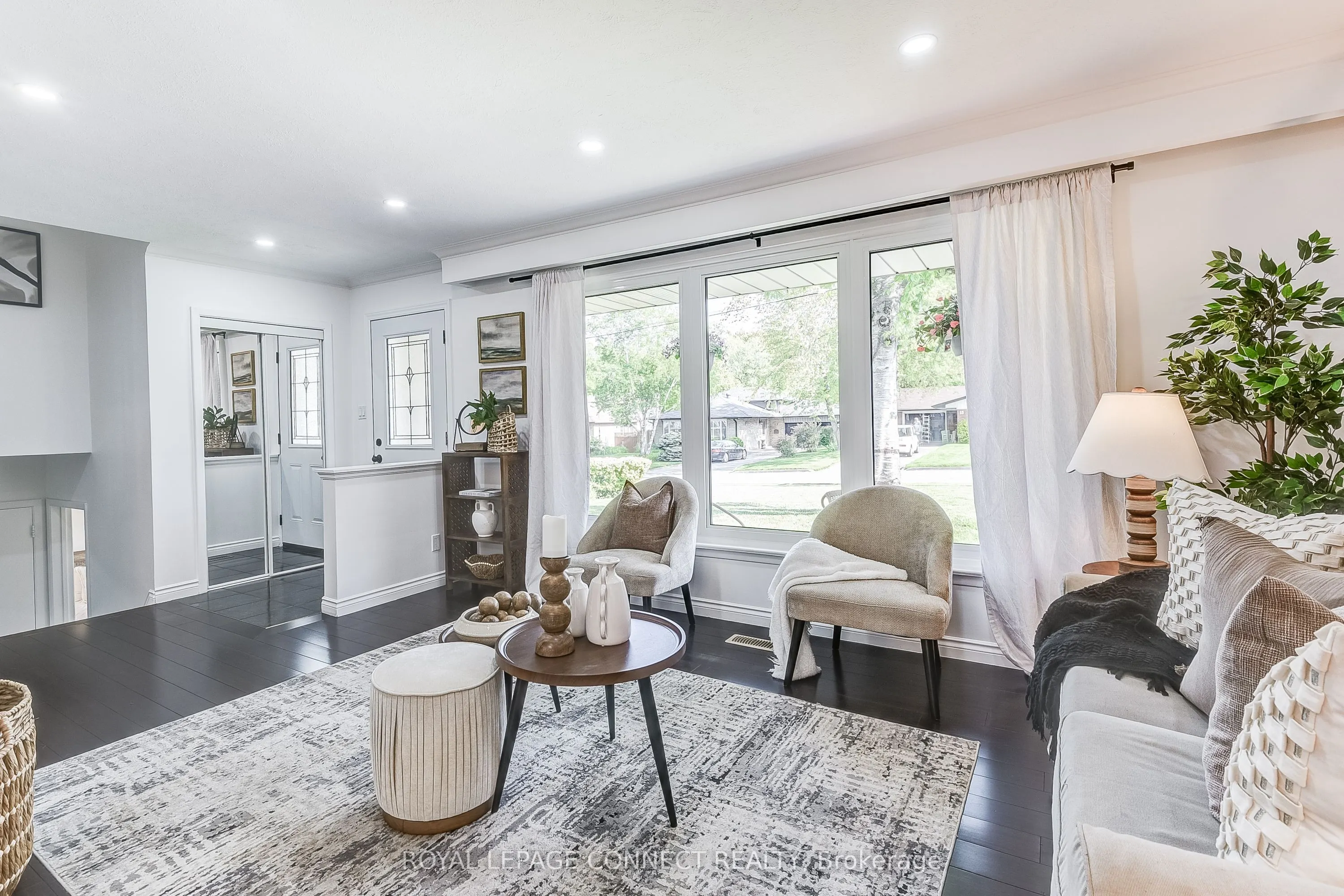 22 Ravine Park Crescent