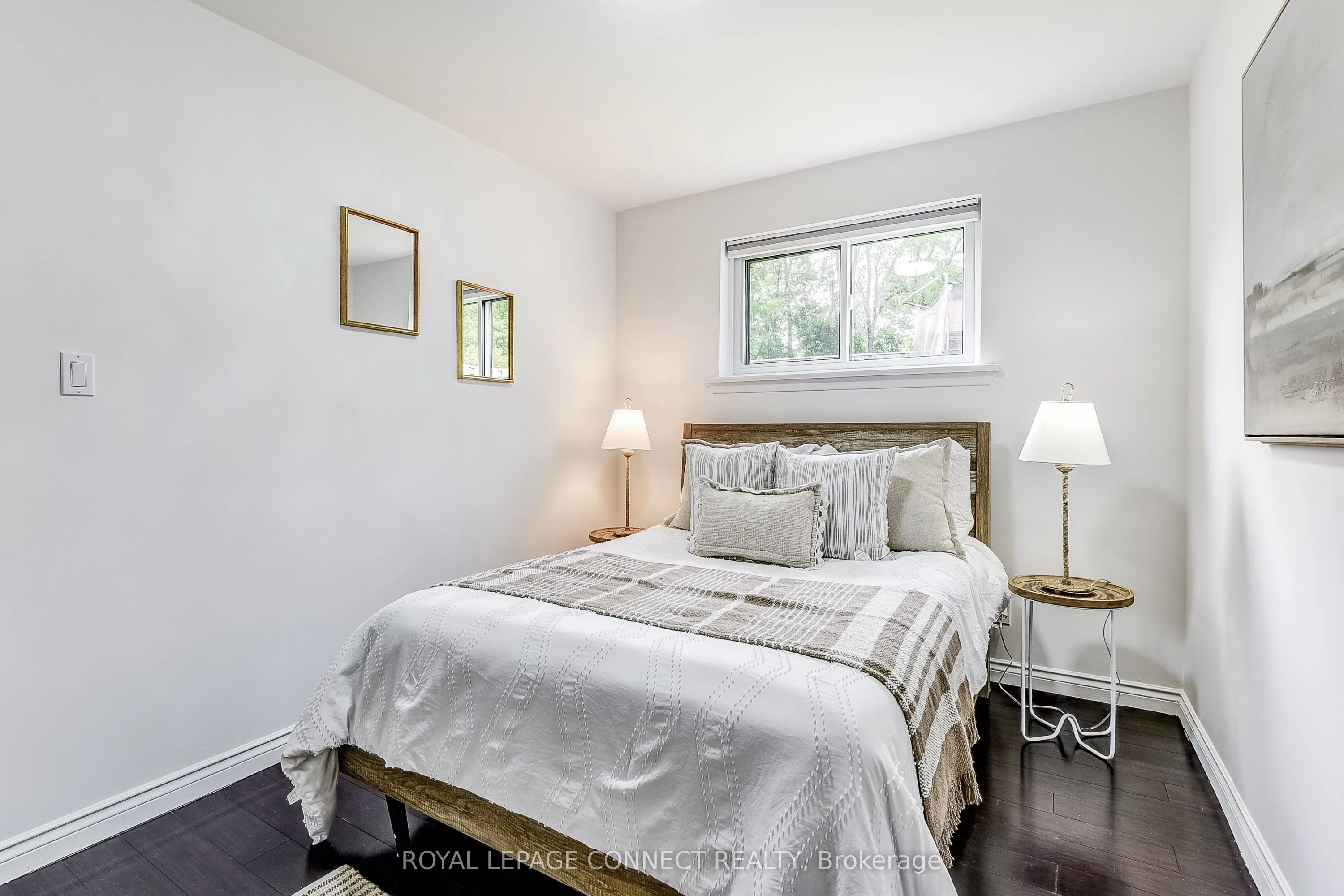 22 Ravine Park Crescent