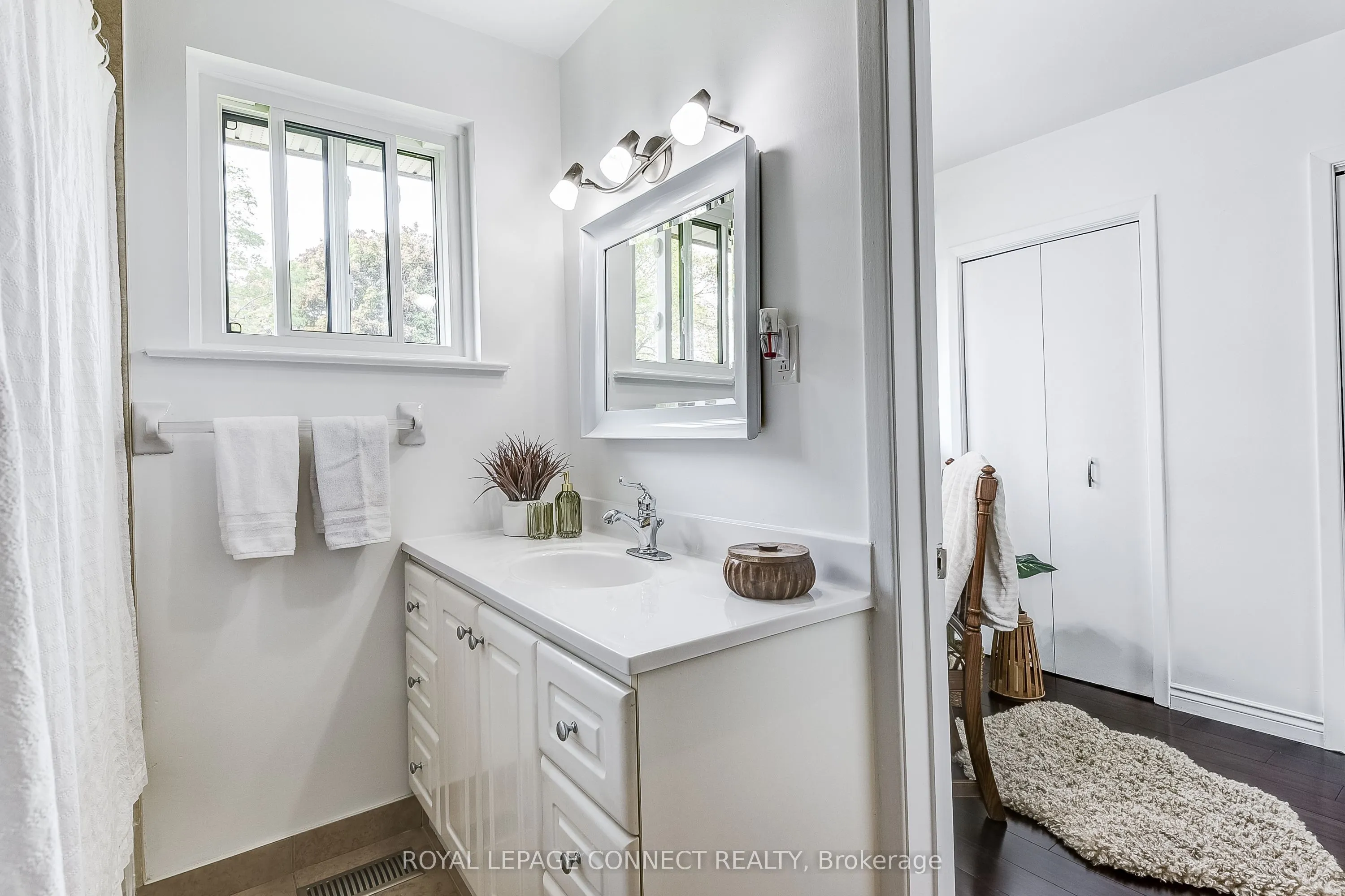 22 Ravine Park Crescent