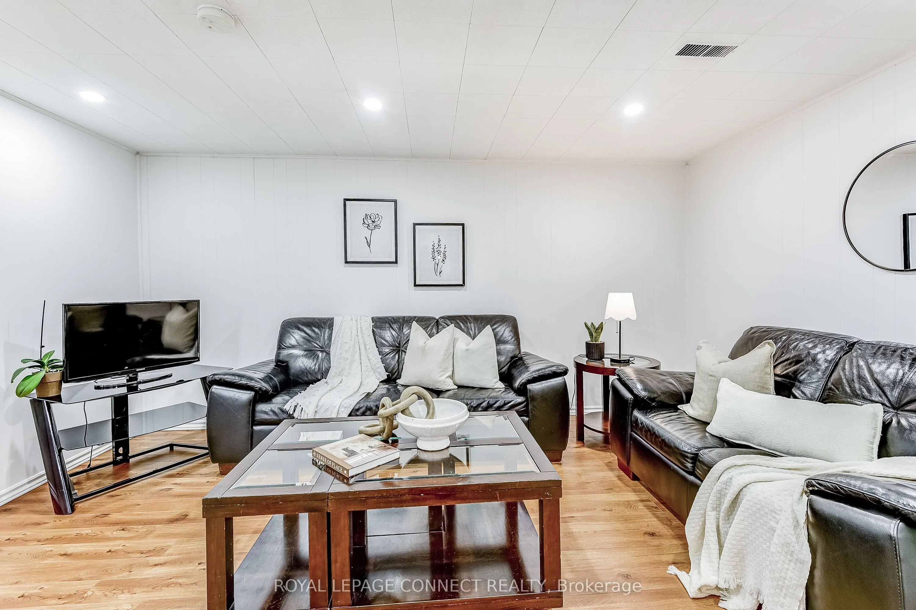 22 Ravine Park Crescent