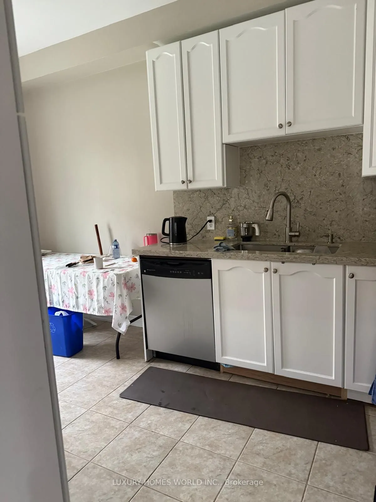 50 Glacier Crescent