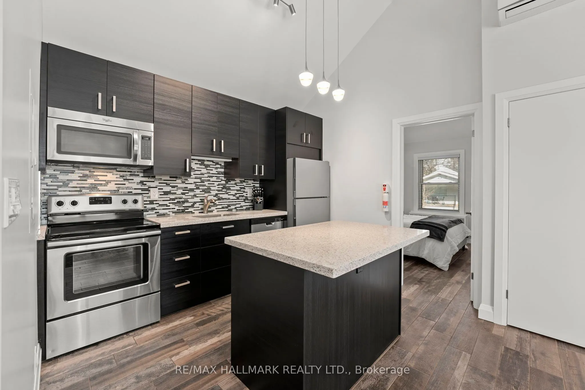 272&276 King Edward Avenue