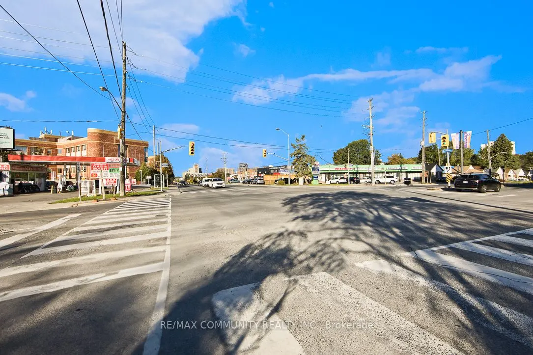 3520 Danforth Avenue, #103