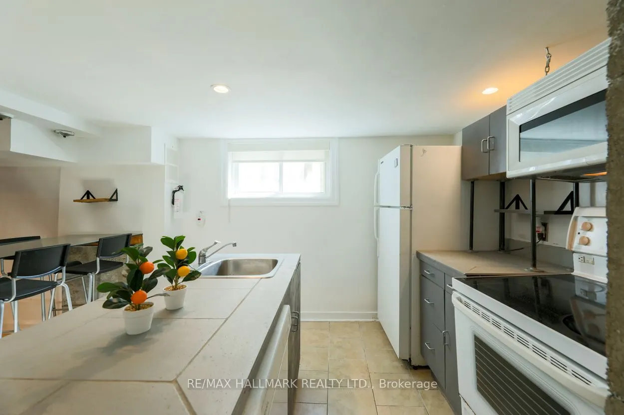 70 Carlaw Avenue