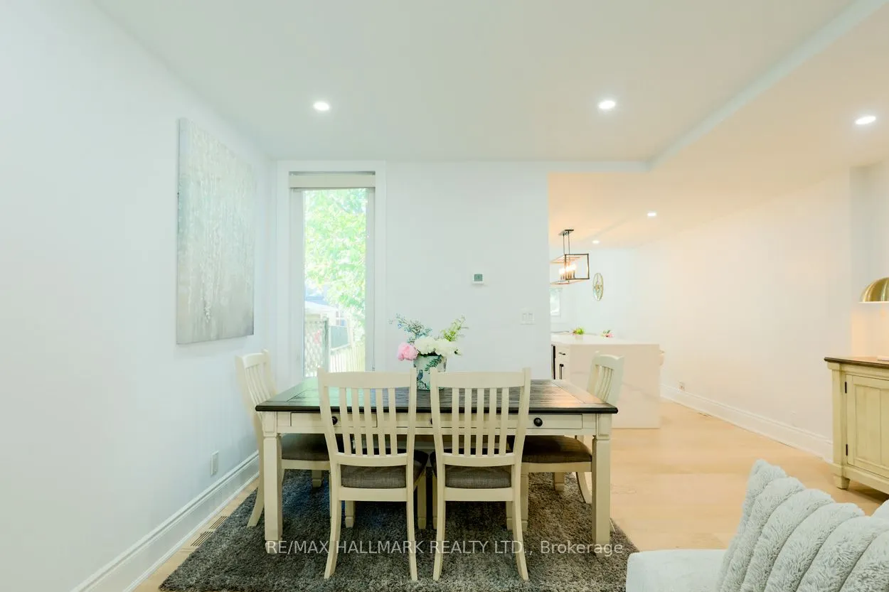 70 Carlaw Avenue