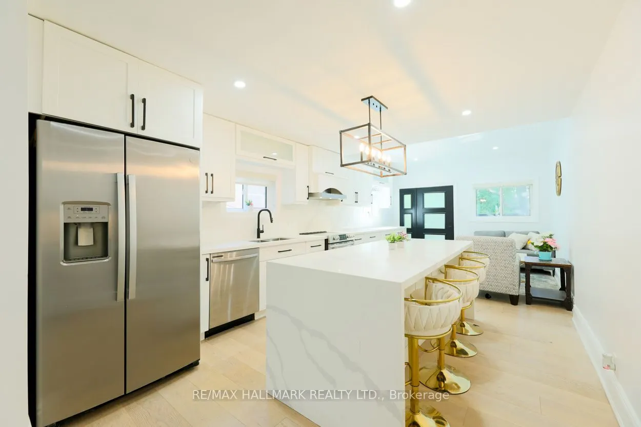 70 Carlaw Avenue