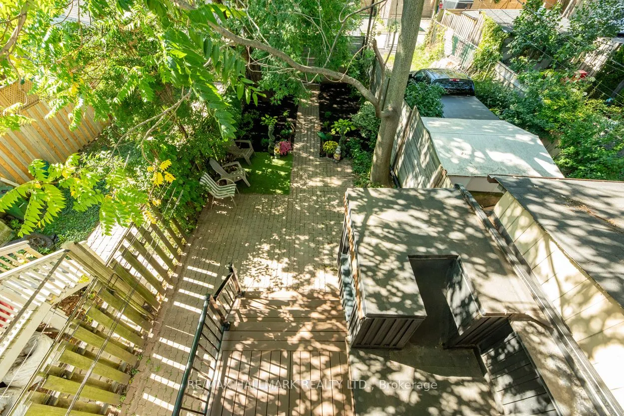 70 Carlaw Avenue