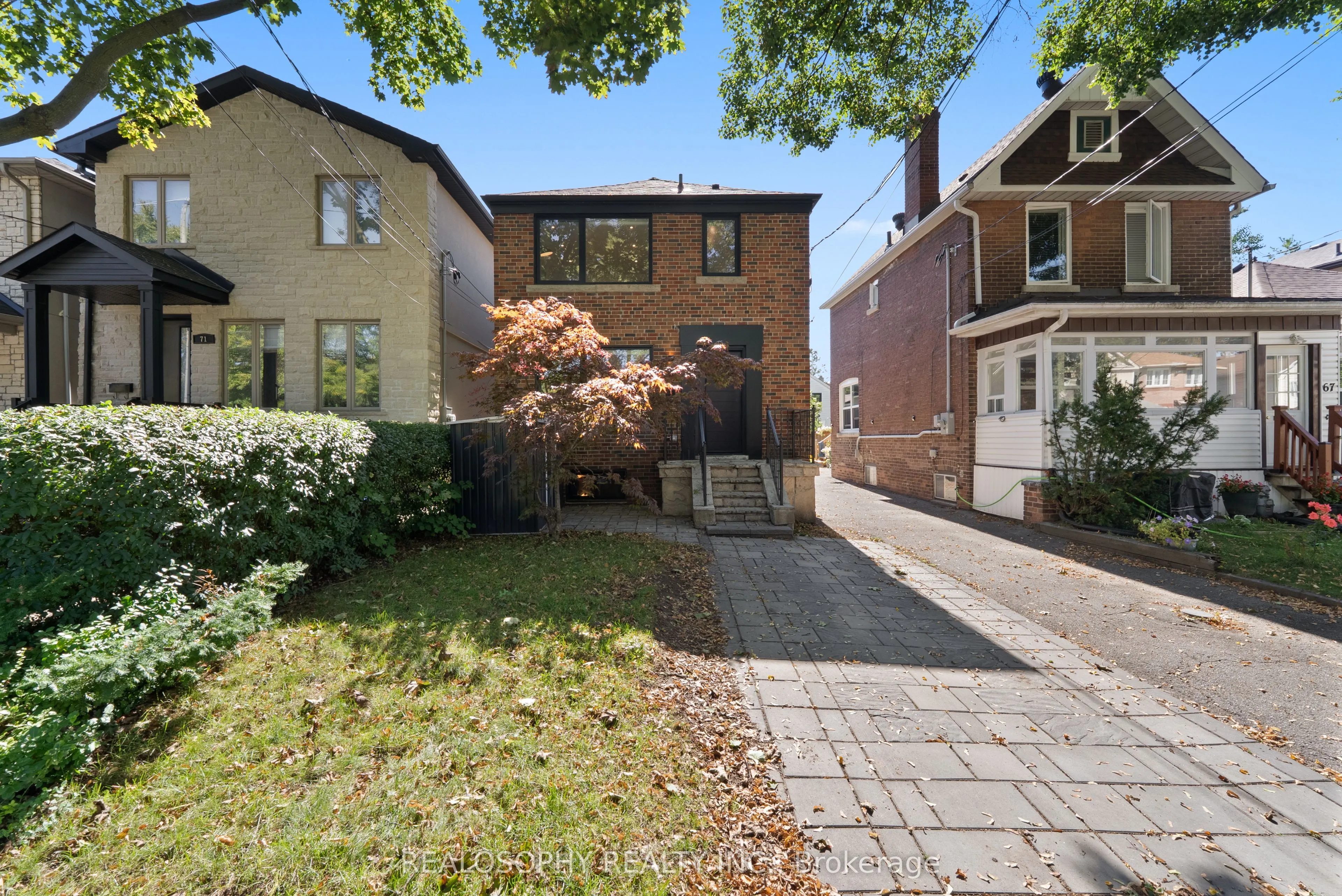 69 Wallington Avenue