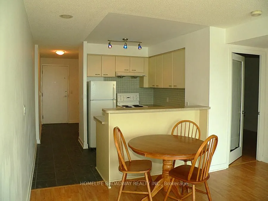 38 Lee Centre Drive, #1701