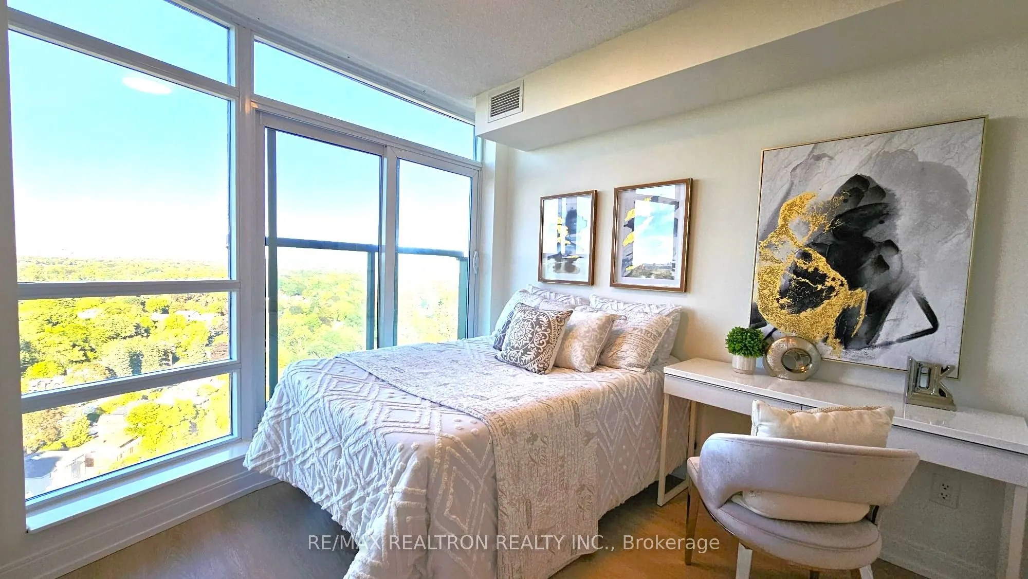 238 Bonis Avenue, #2615
