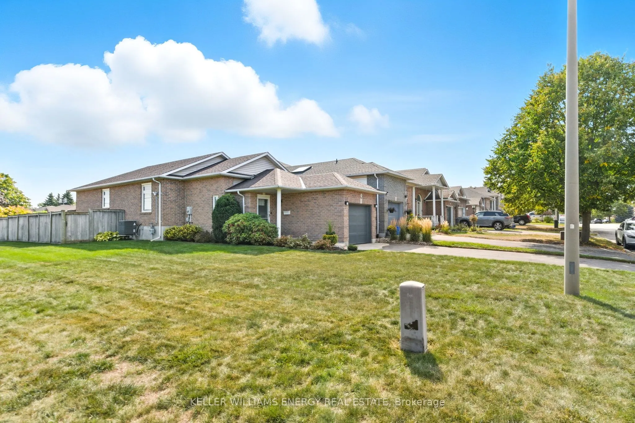 1 Daiseyfield Avenue