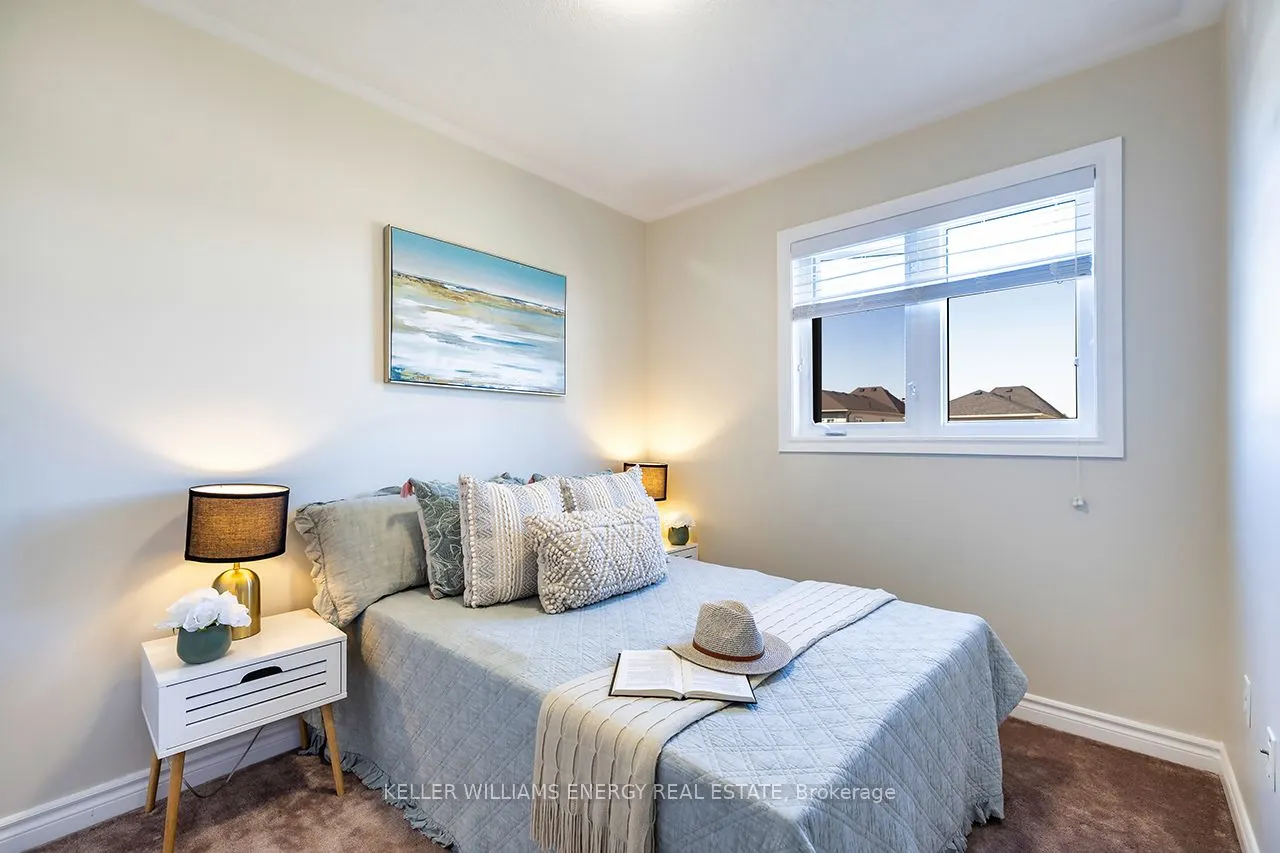 8 Bagnell Crescent