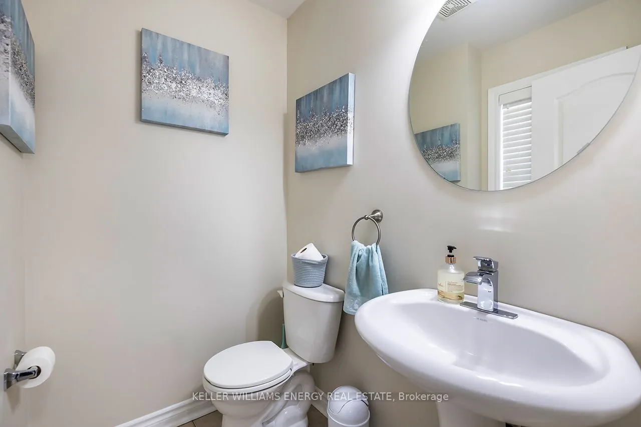8 Bagnell Crescent