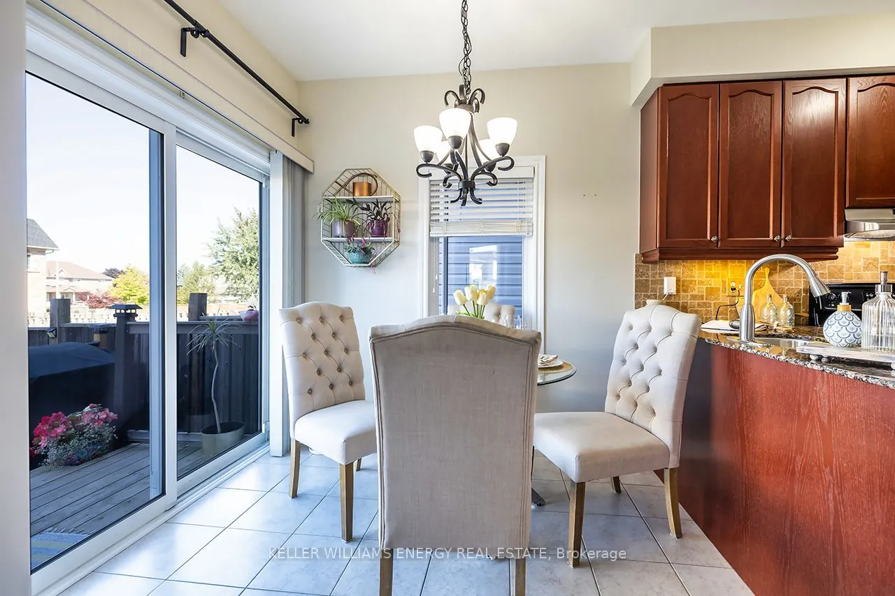 8 Bagnell Crescent