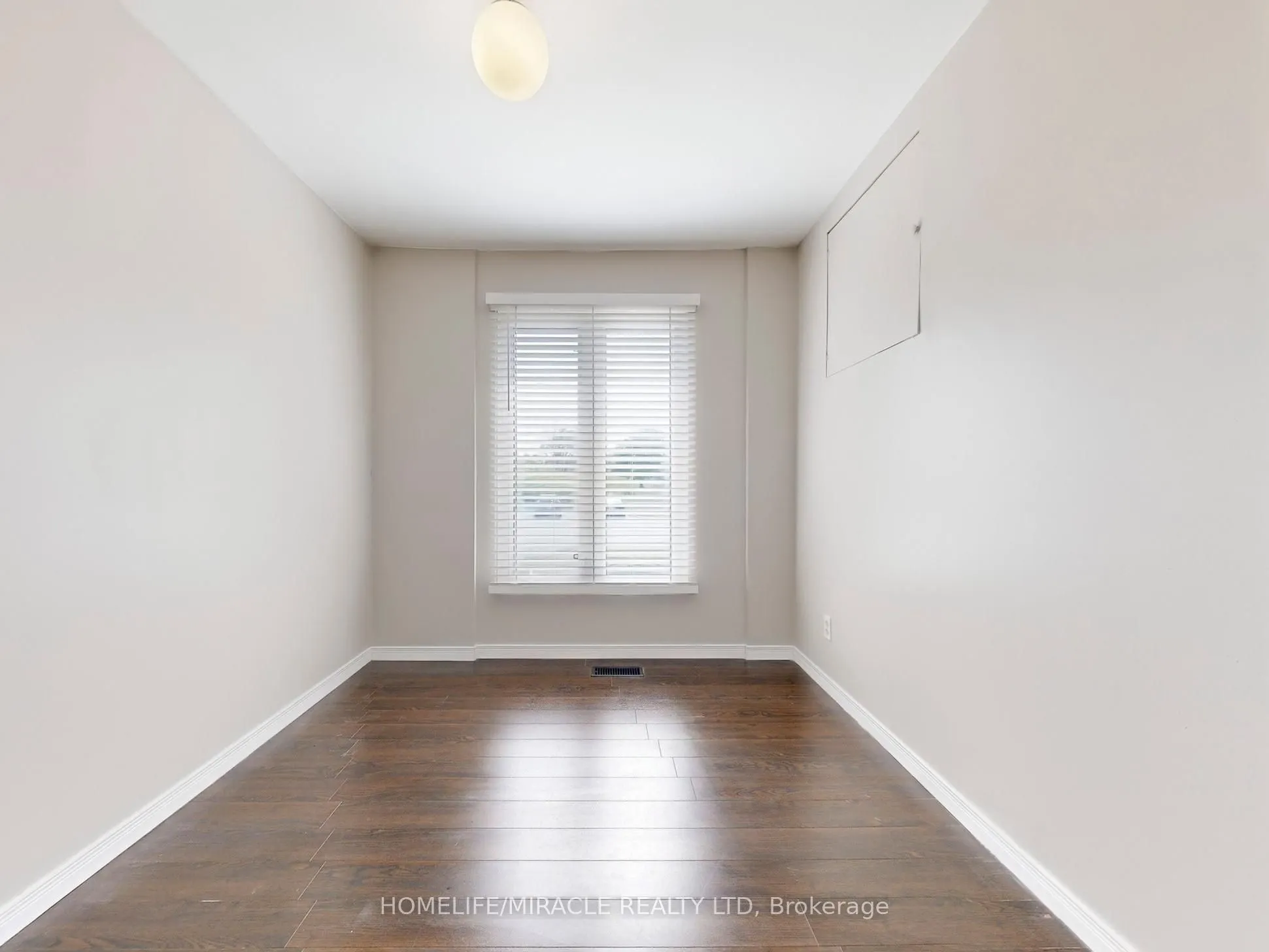 1 Tudor Avenue
