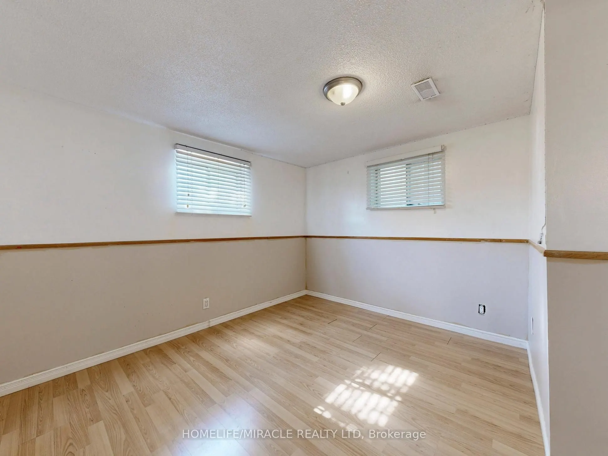 1 Tudor Avenue