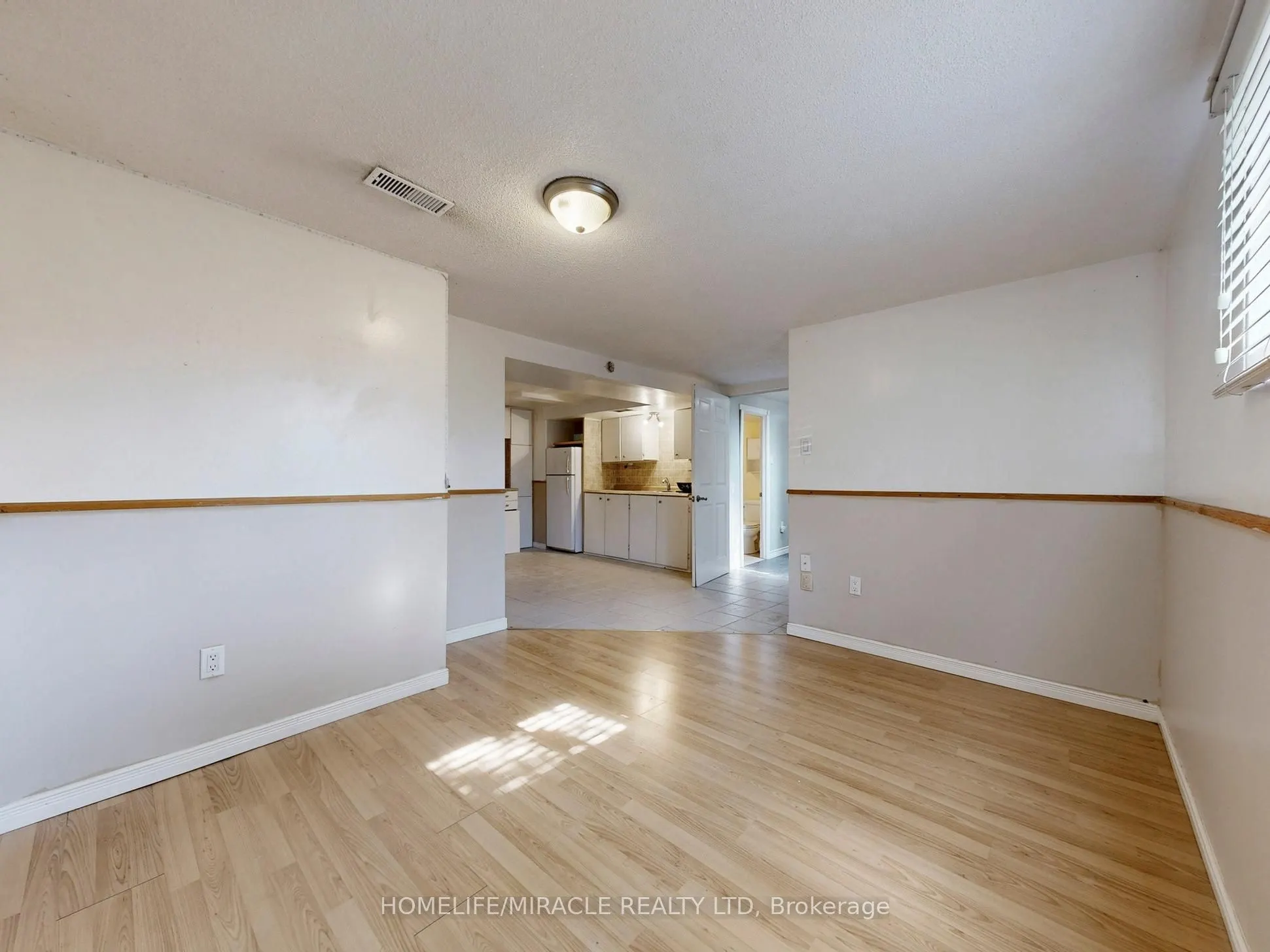 1 Tudor Avenue