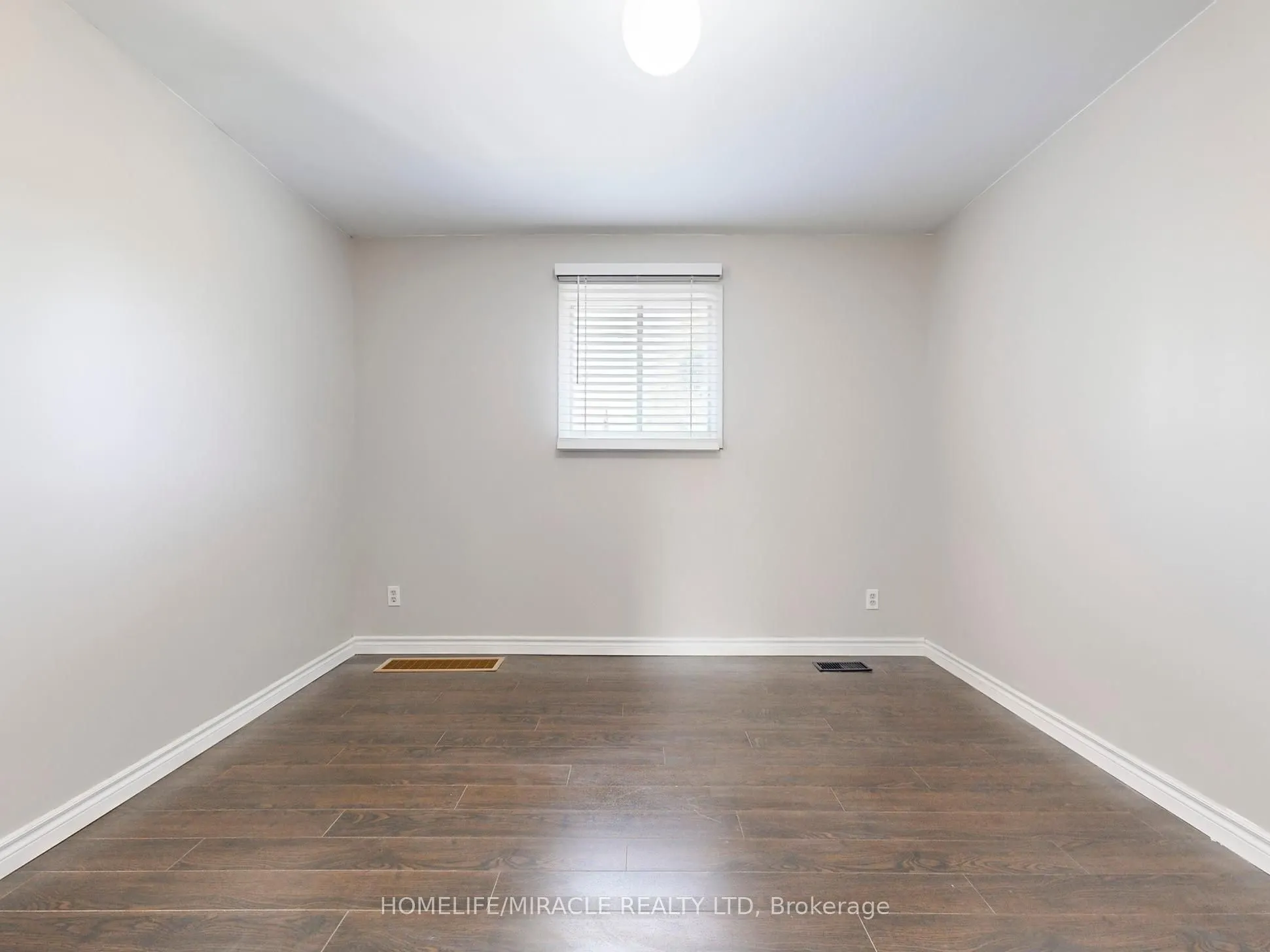 1 Tudor Avenue