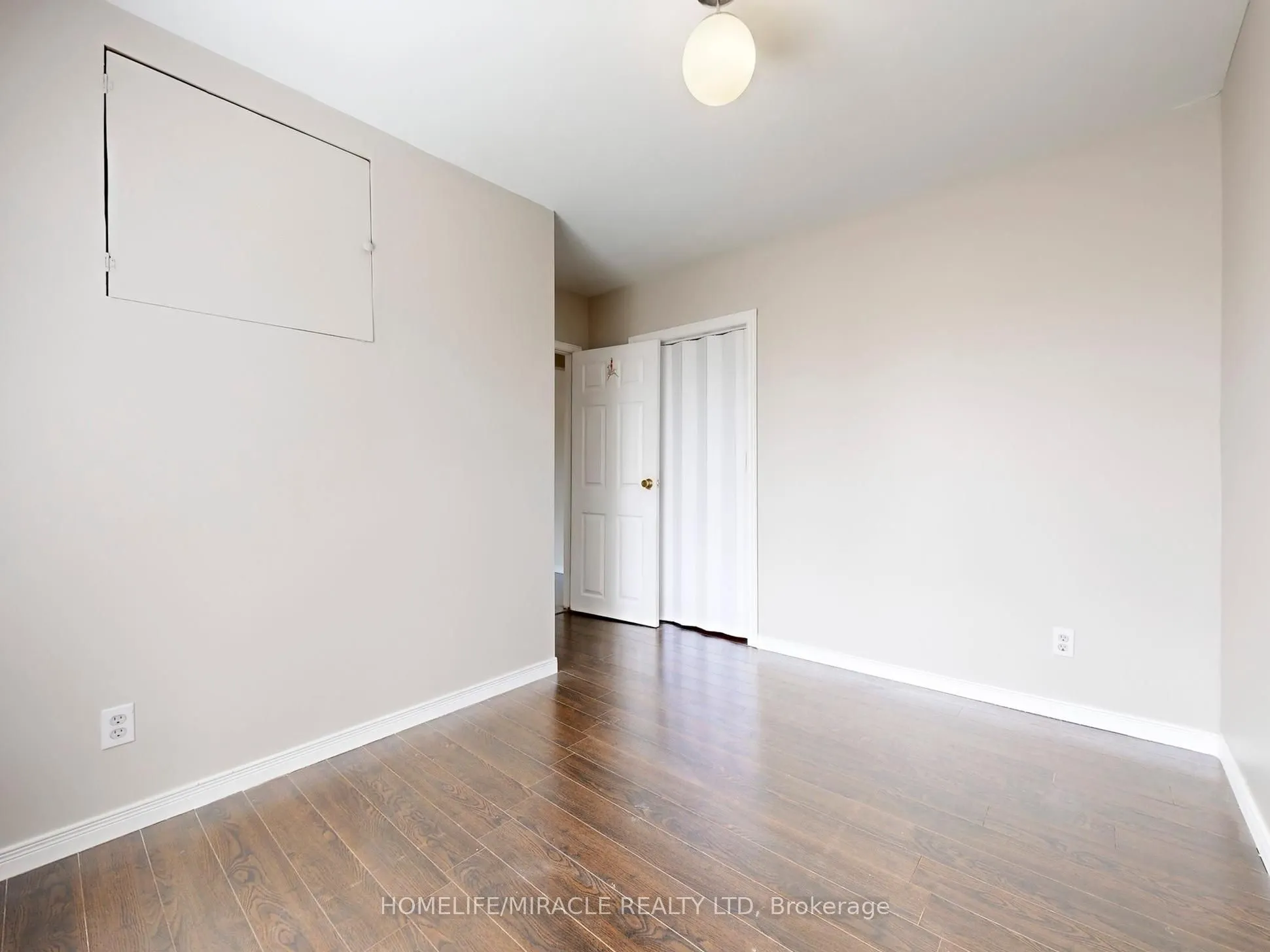 1 Tudor Avenue