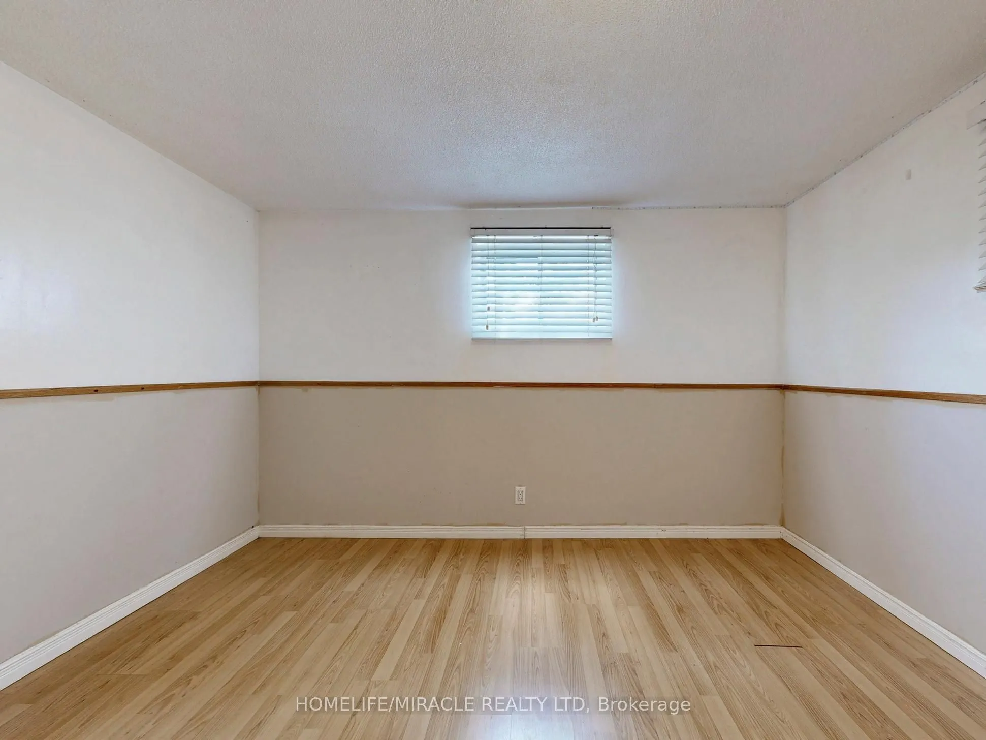 1 Tudor Avenue
