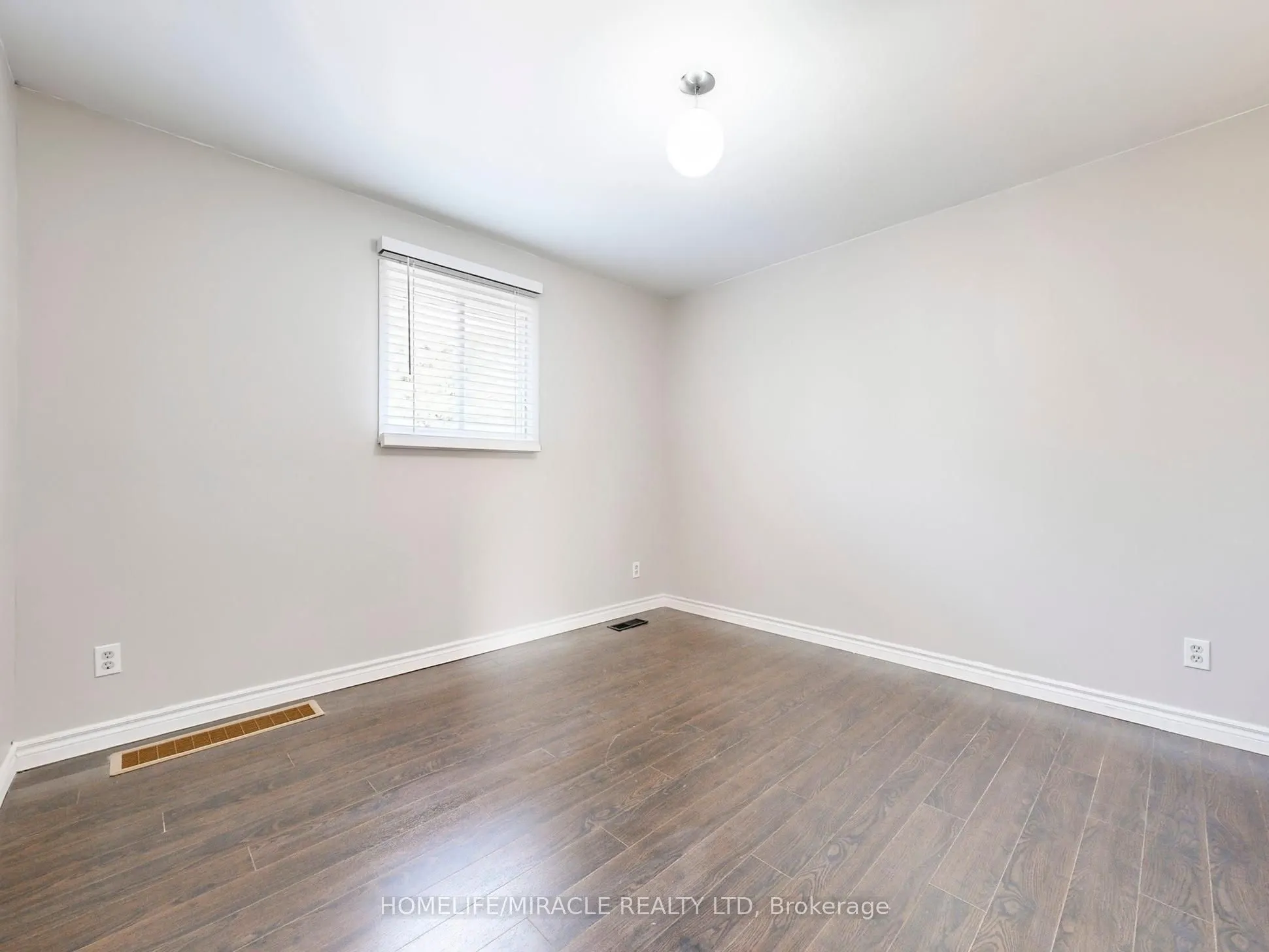 1 Tudor Avenue