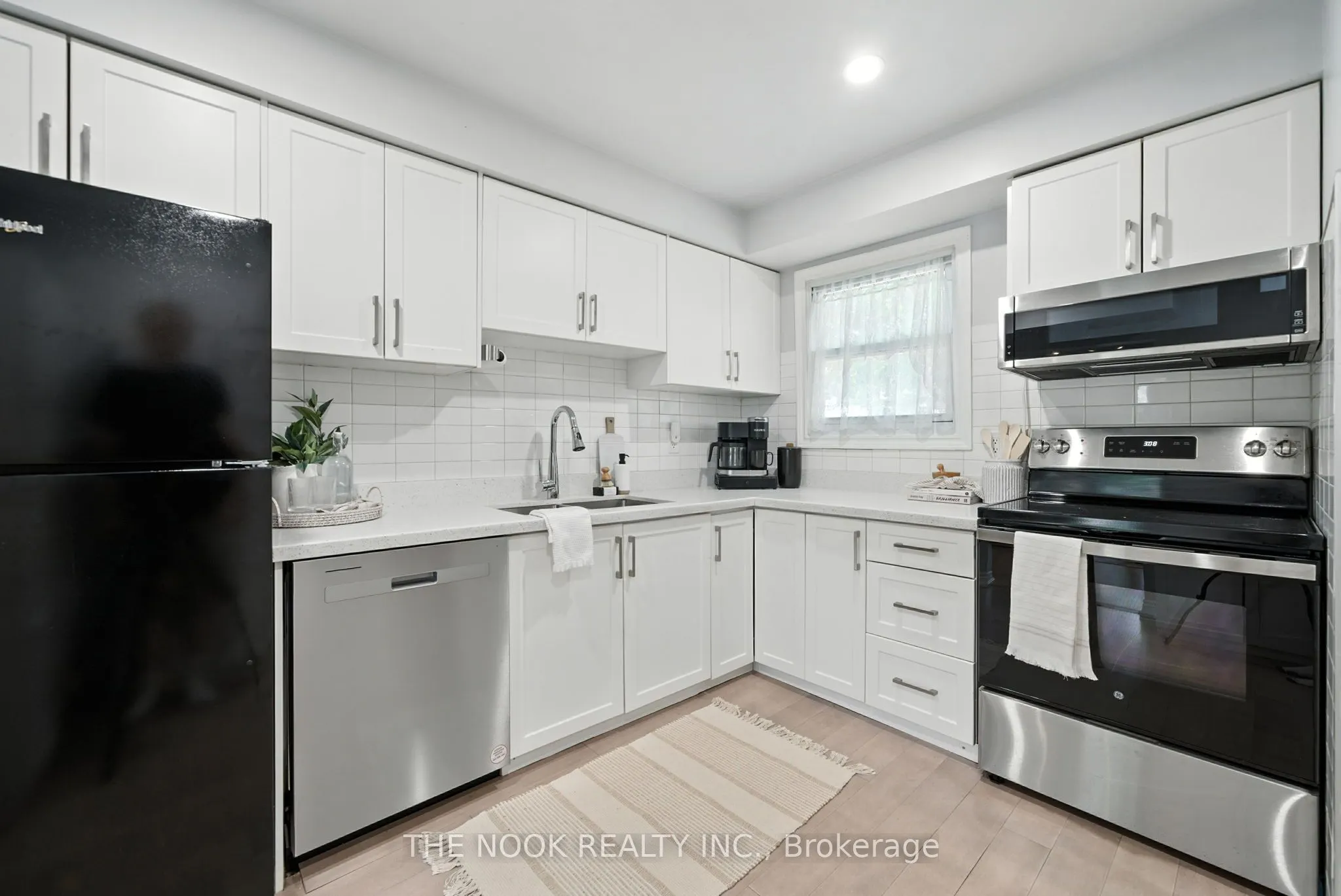 450 Bristol Crescent, #23