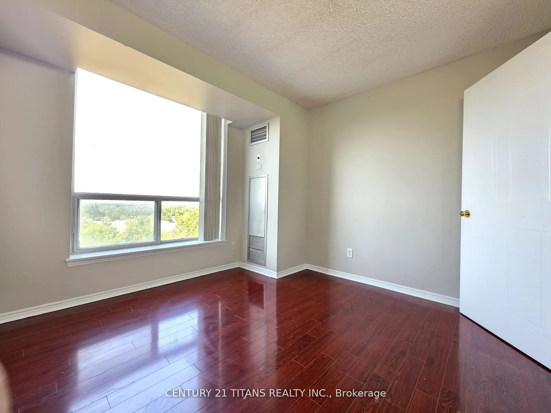 480 Mclevin Avenue, #716