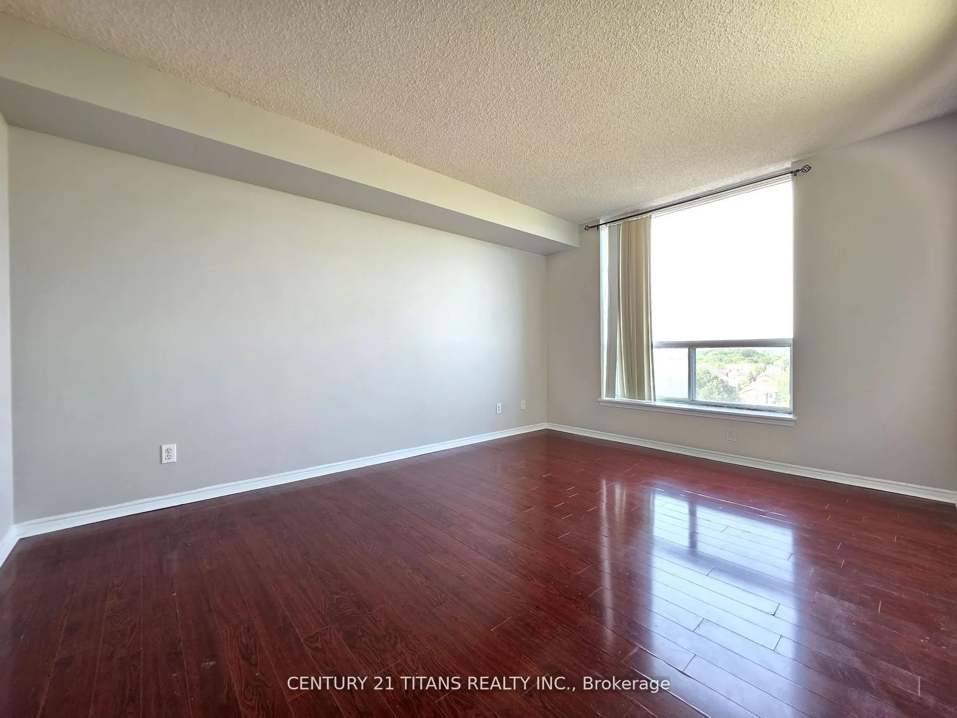 480 Mclevin Avenue, #716