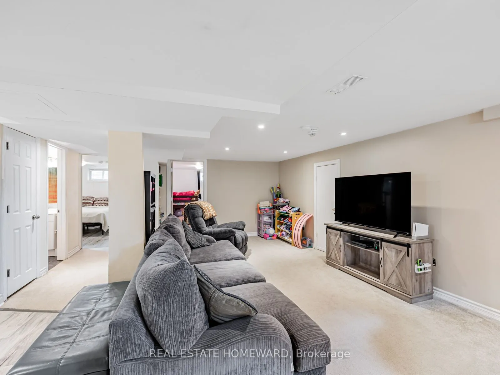 793 Eastglen Drive
