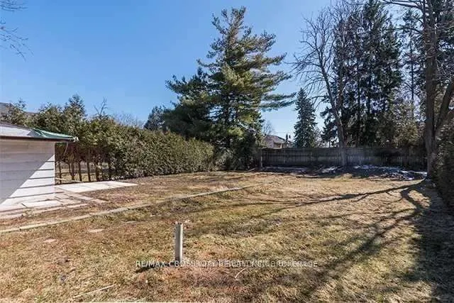 4073 Ellesmere Road, #Main floor only