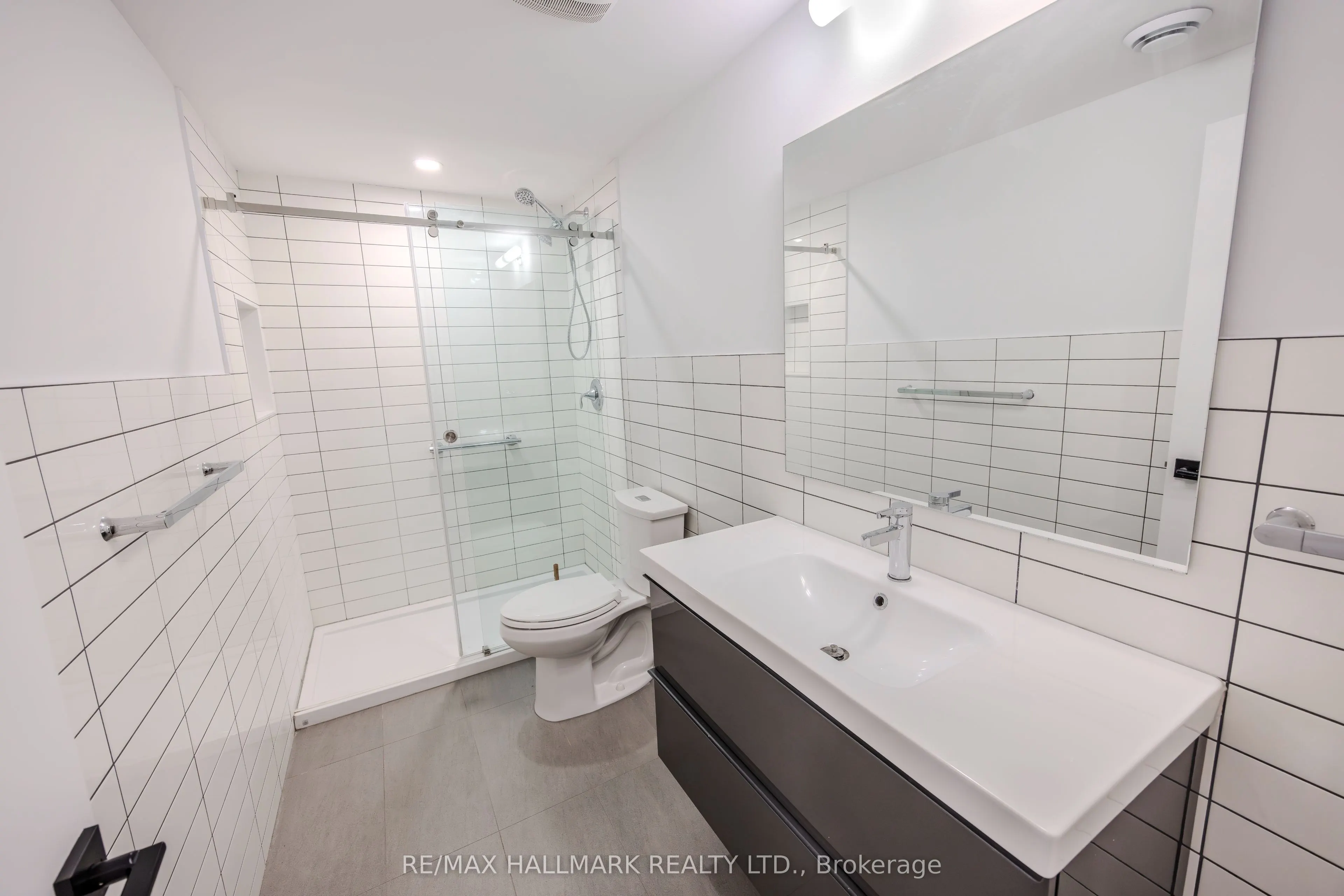 81 Gough Avenue, #Lower