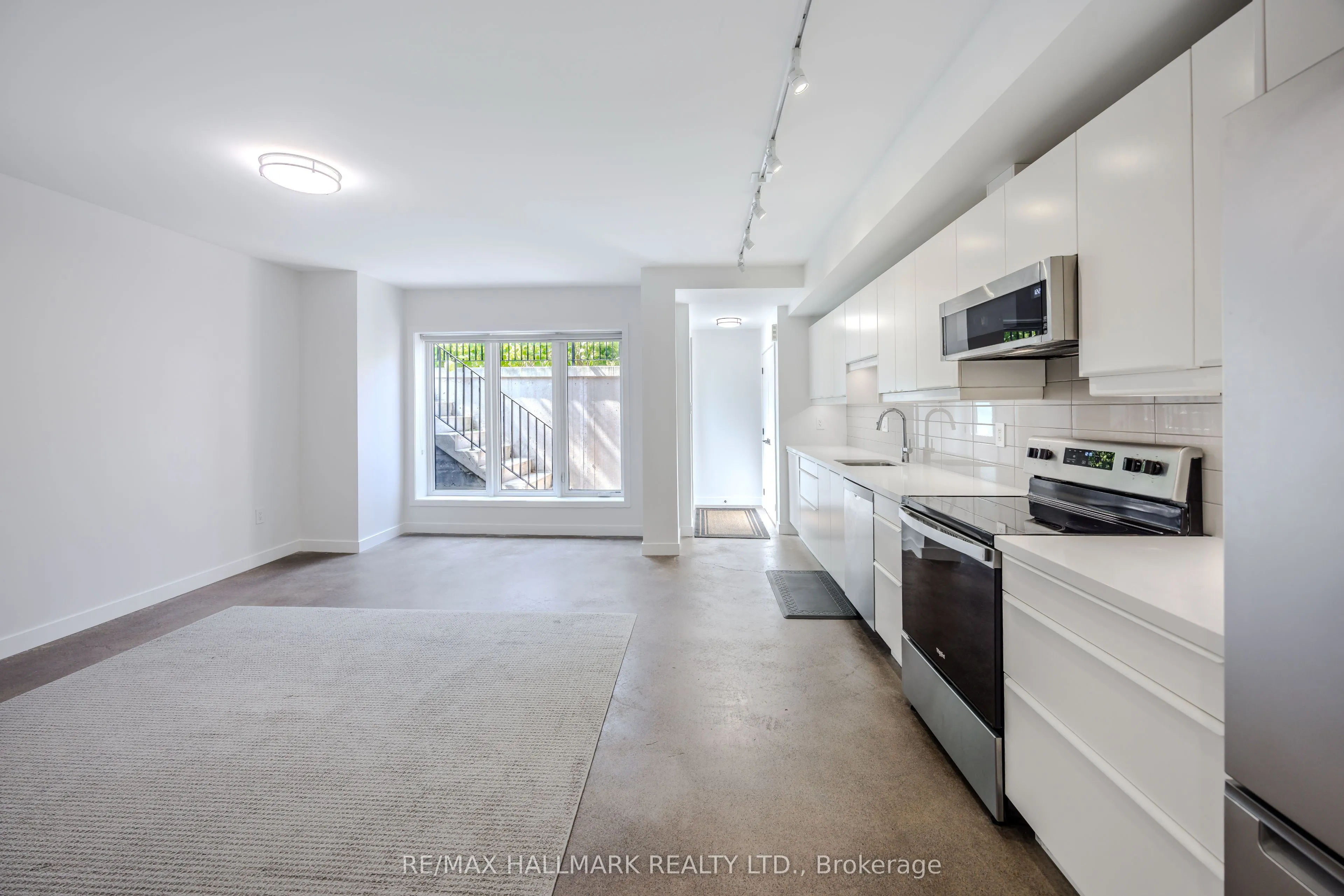 81 Gough Avenue, #Lower