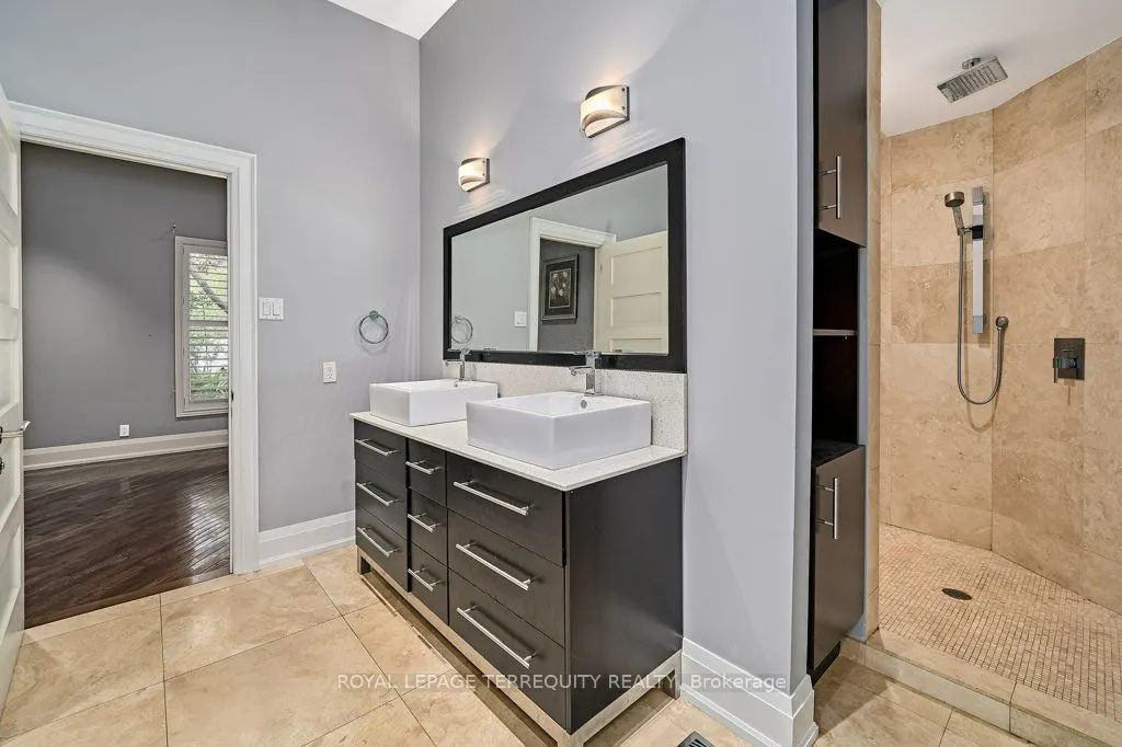 1449 Rosebank Road
