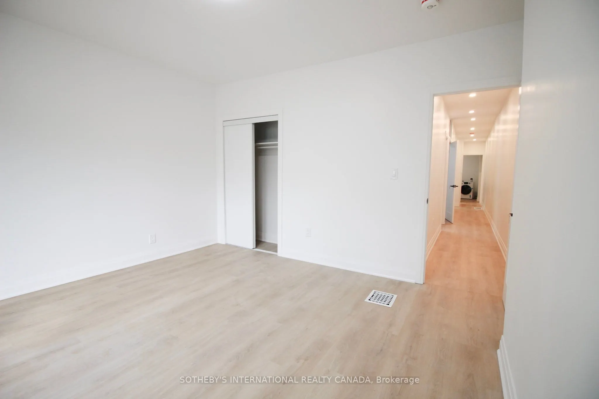 1026 Queen Street, #Upper