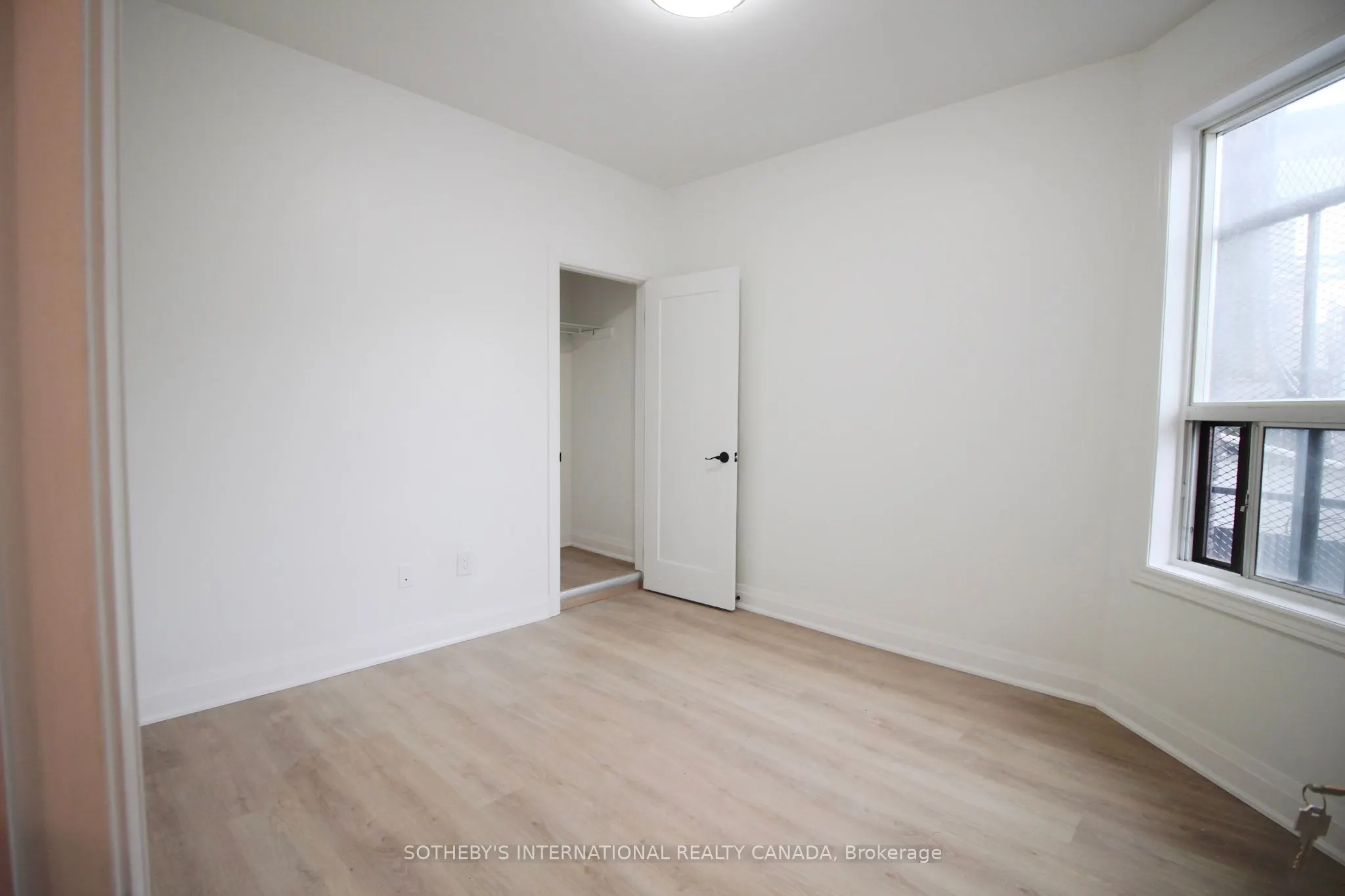 1026 Queen Street, #Upper