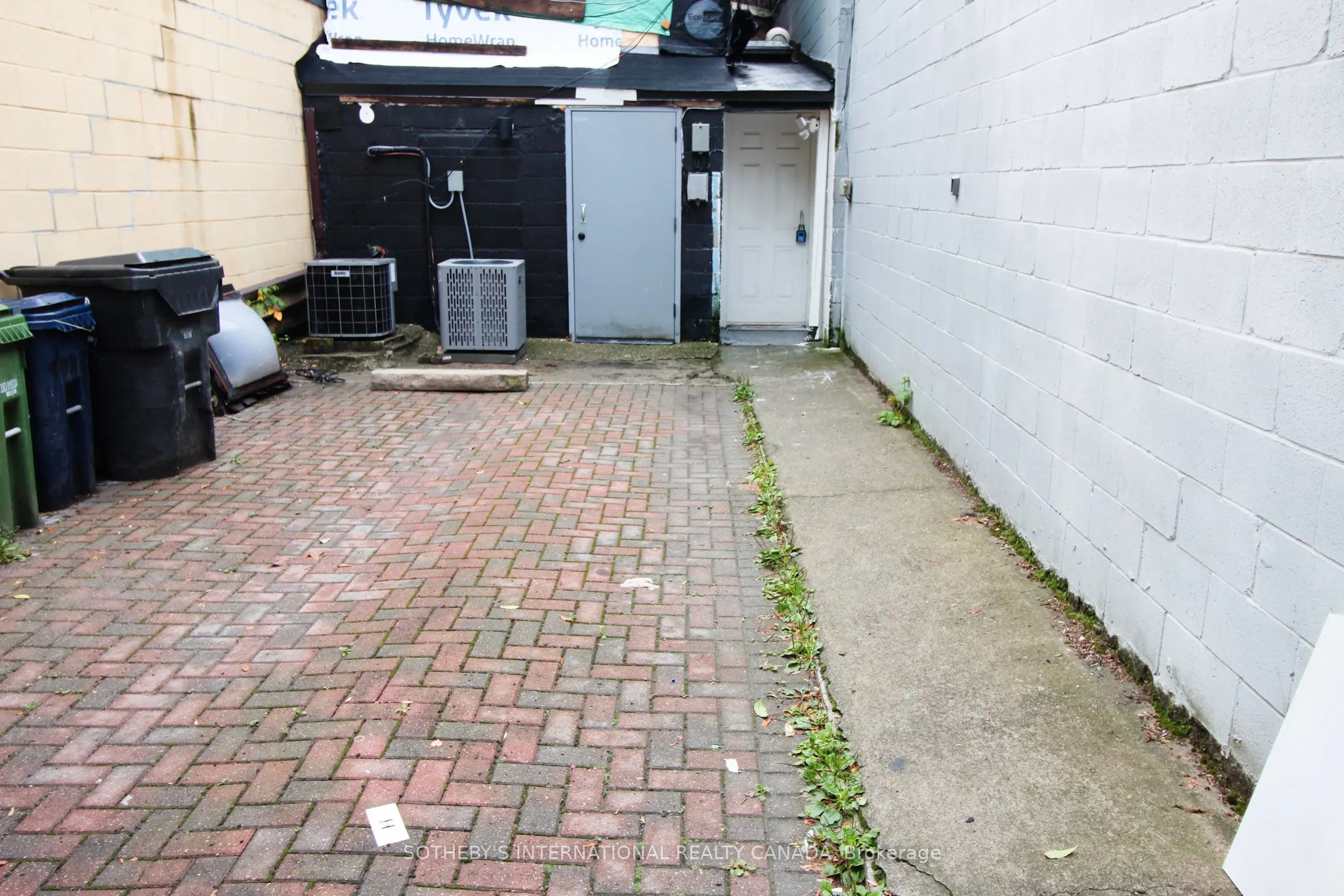 1026 Queen Street, #Upper