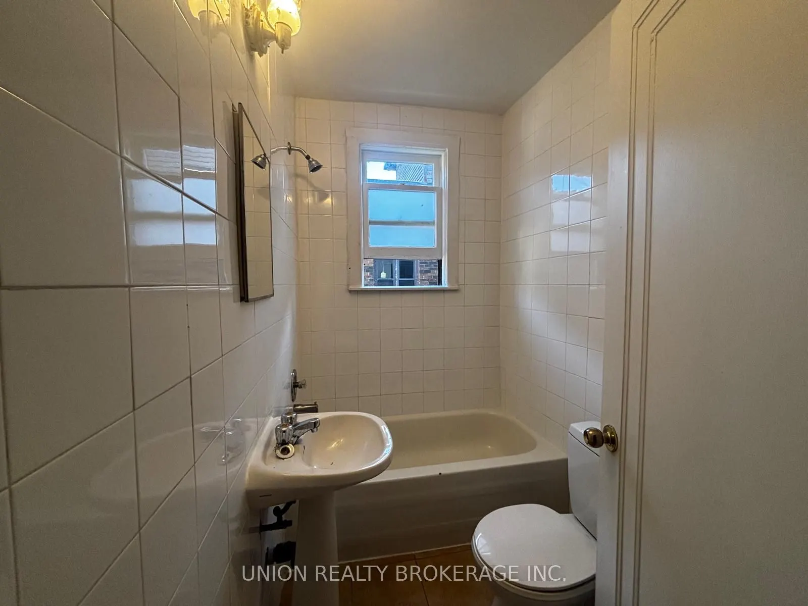 2393 Queen Street E, #17