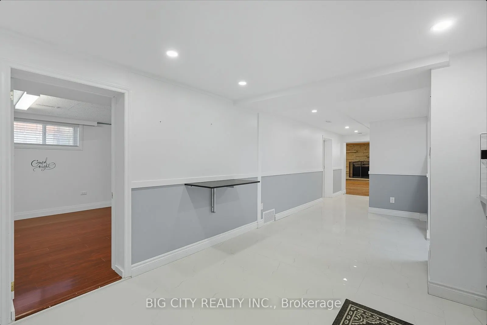 7 Armitage Drive, #Lower