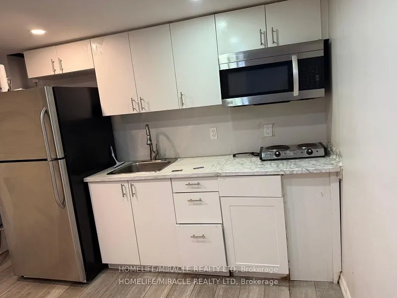 32 Babcock Road, #bsmt-1