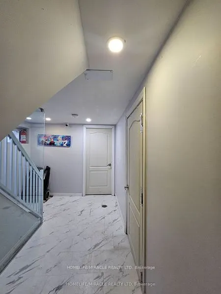 32 Babcock Road, #bsmt-1