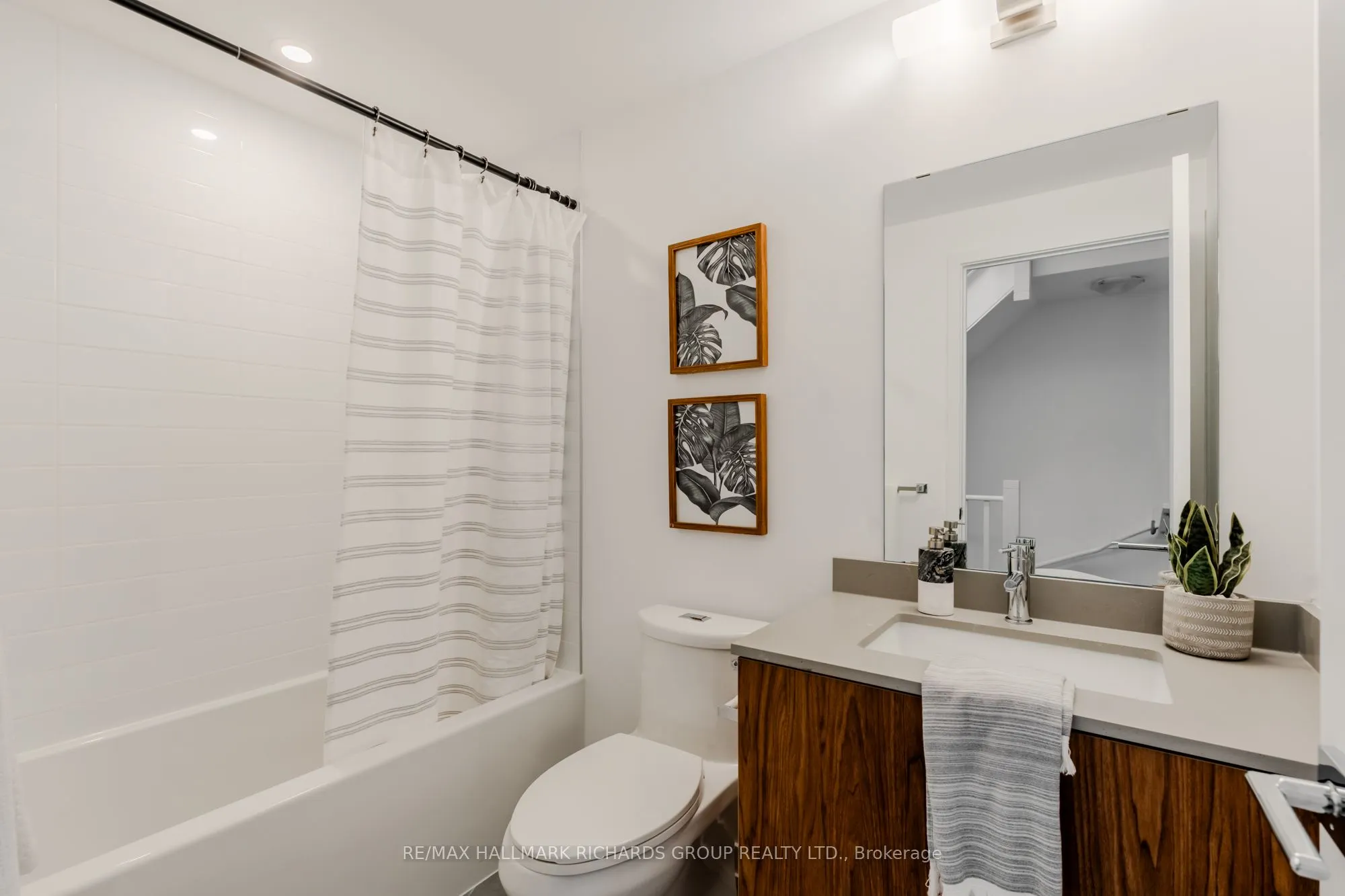 35 Birchcliff Avenue, #42