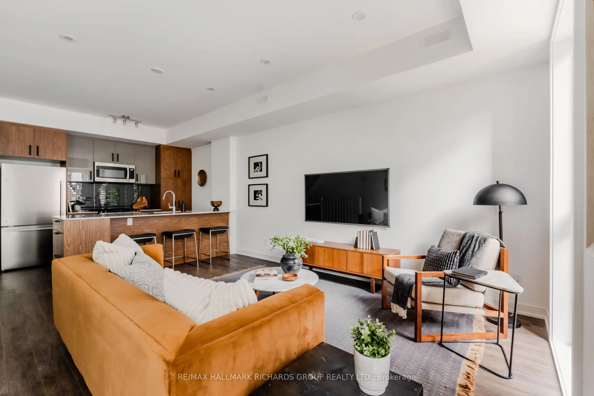 35 Birchcliff Avenue, #42