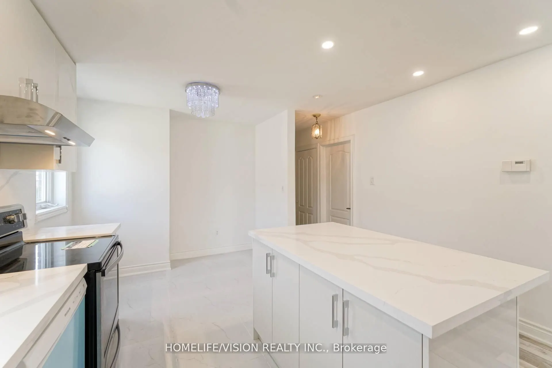 5 Orlando Boulevard
