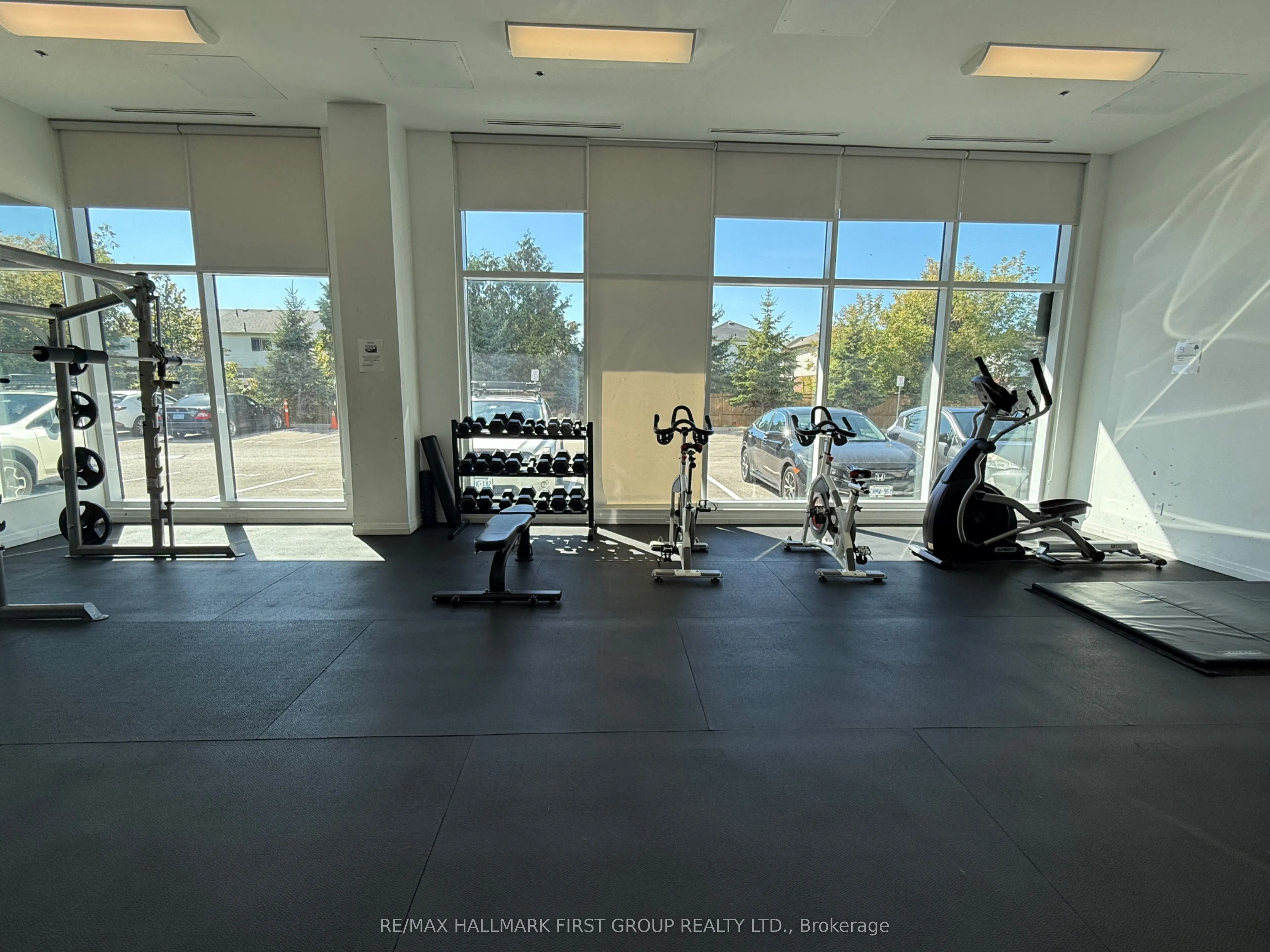 1900 Simcoe Street N, #529